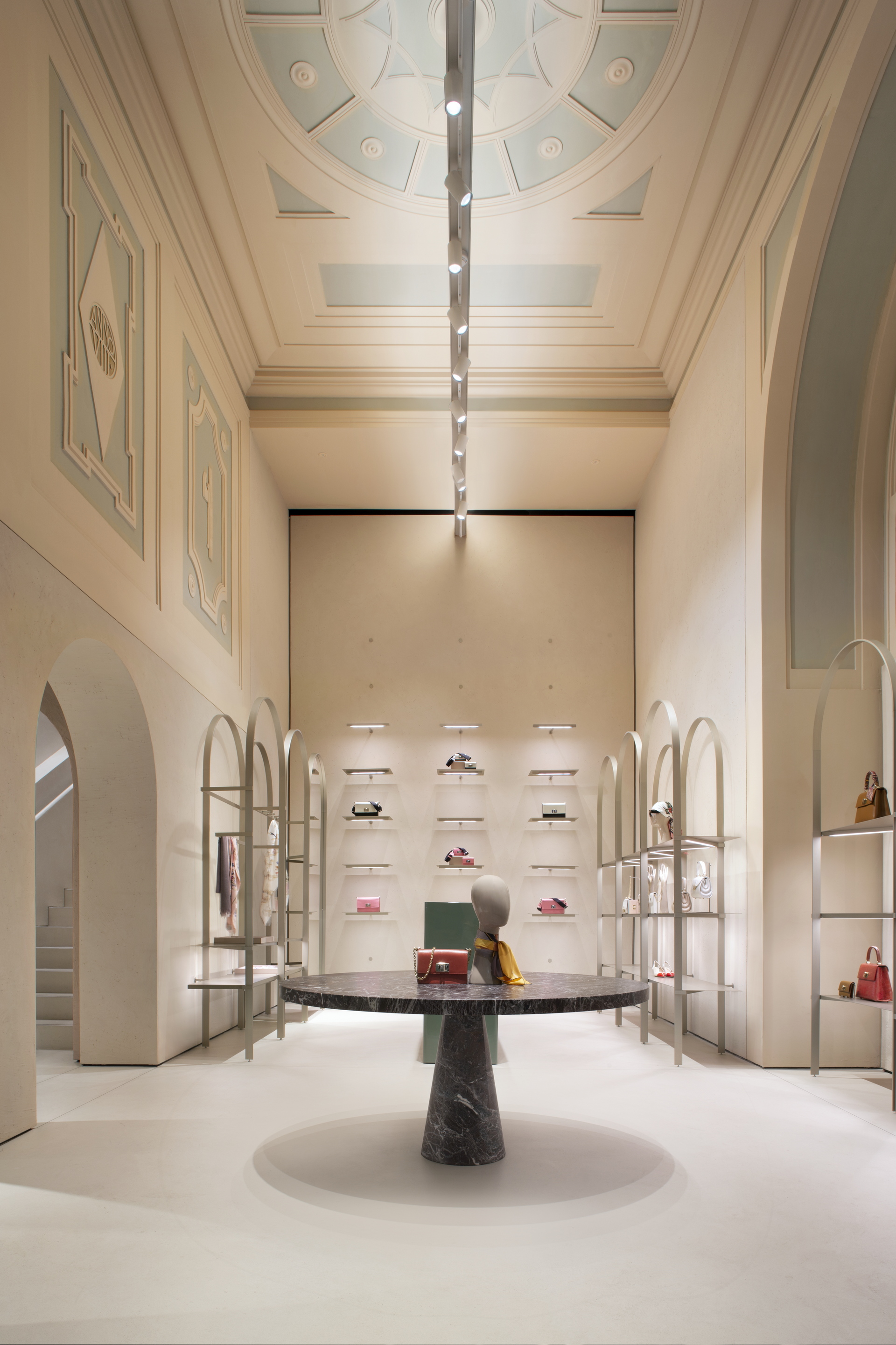 Shop Furla Montenapoleone Milano by David Chipperfield, photo by Alberto Parise