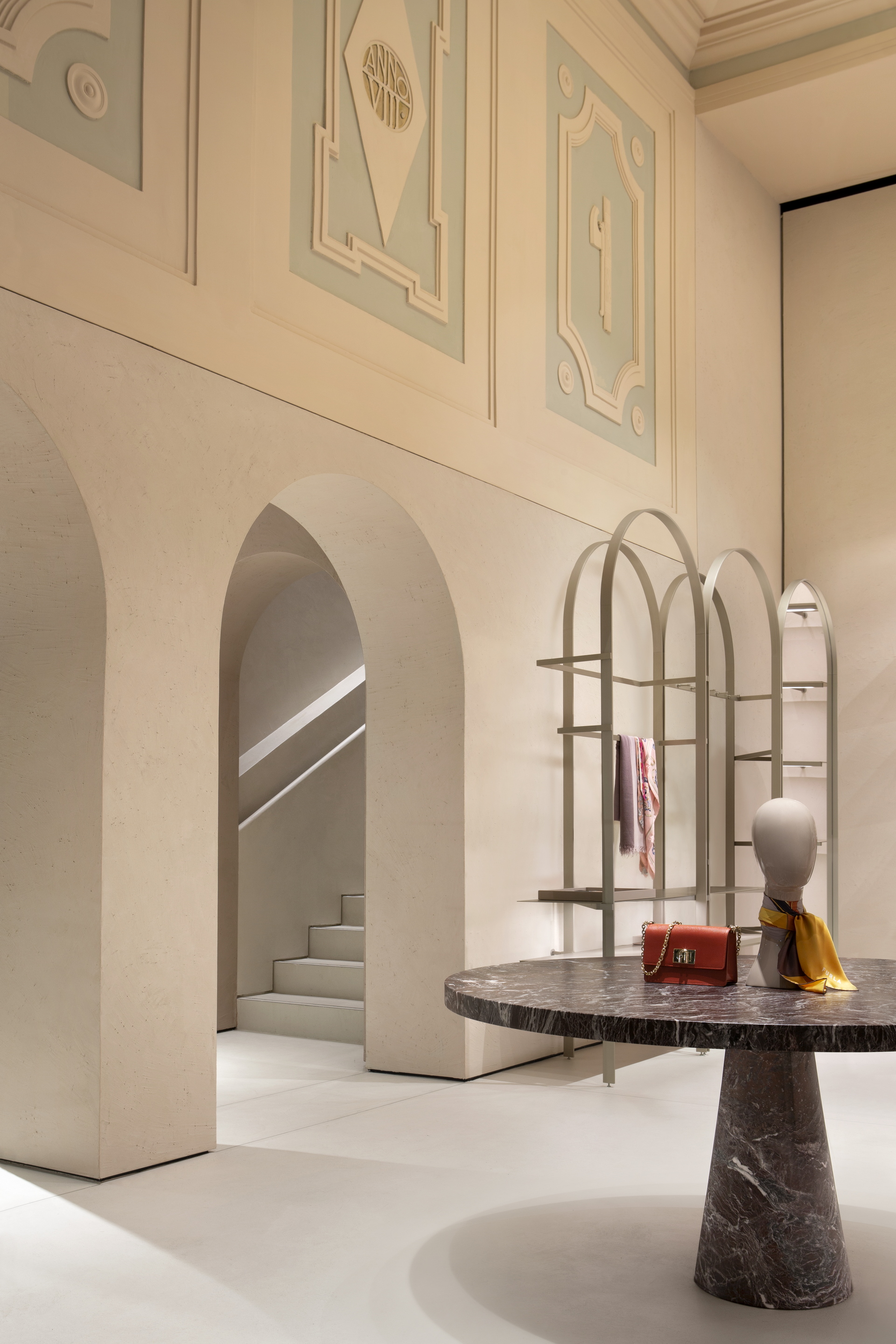Shop Furla Montenapoleone Milano by David Chipperfield, photo by Alberto Parise