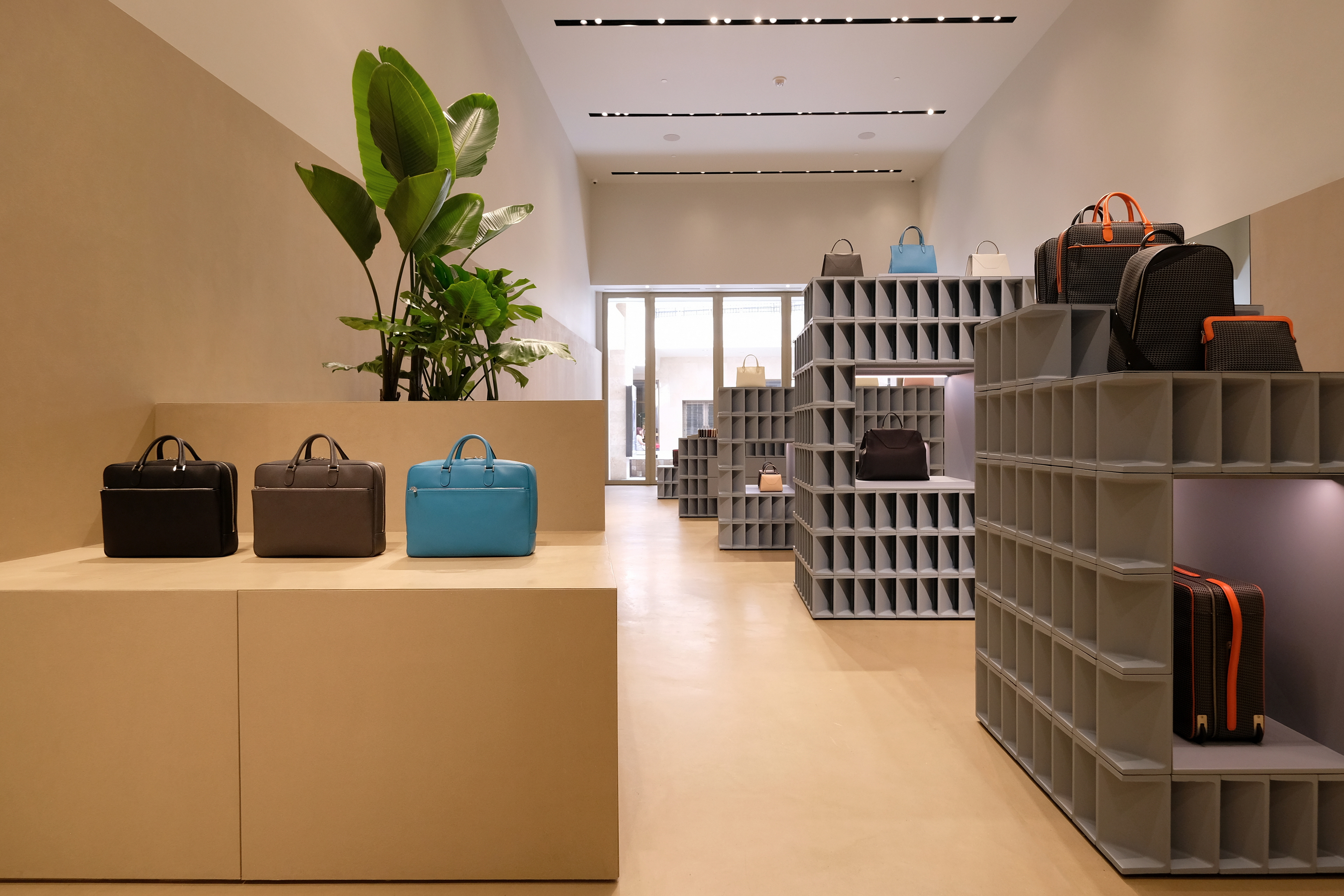 Shop Valextra Honolulu by Collective, photo by Katja Lam