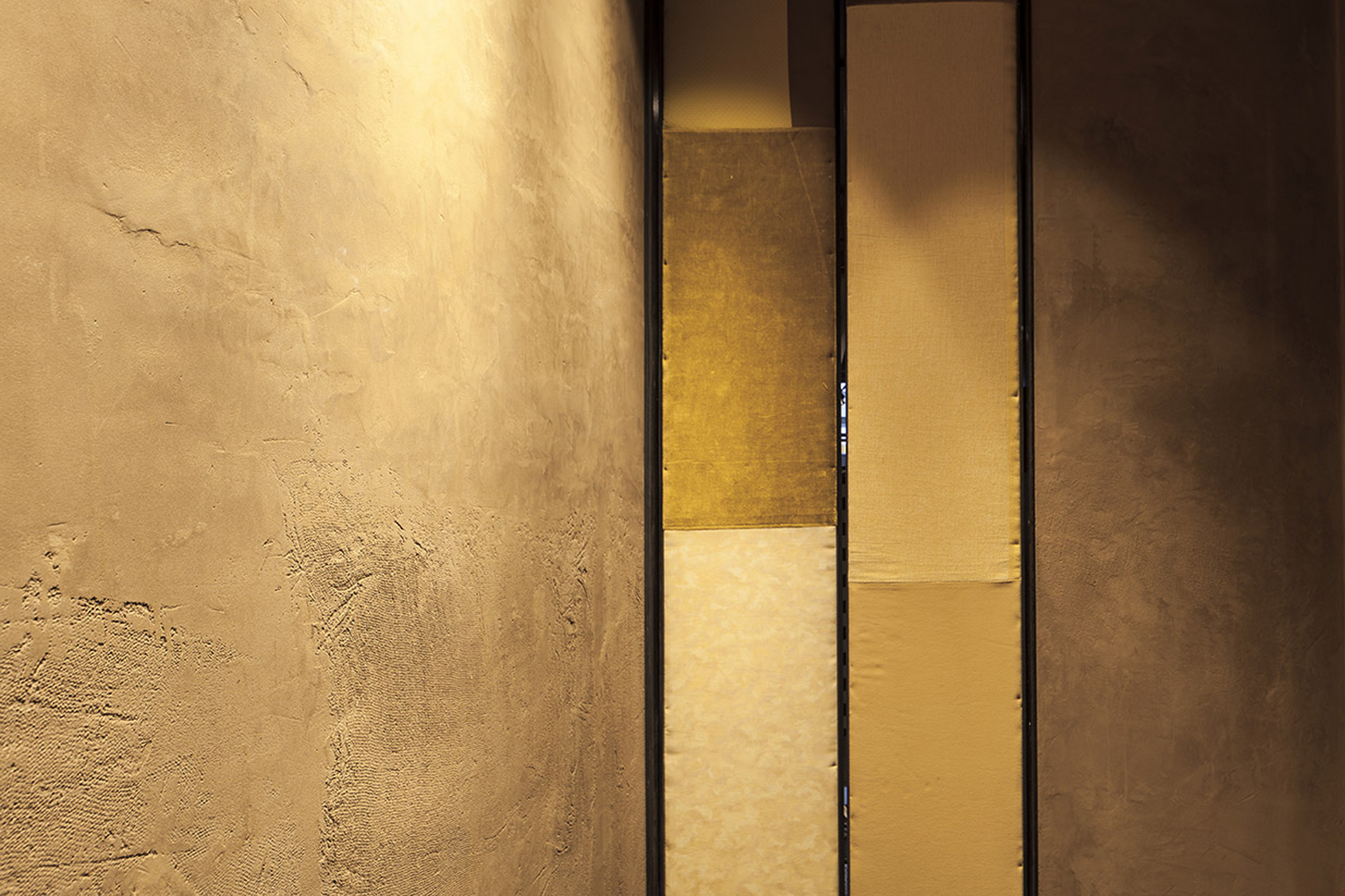 Boranga store in Pordenone by Isabella Breda, made with TerraVista Smooth Senape foto by Bruno Pulici