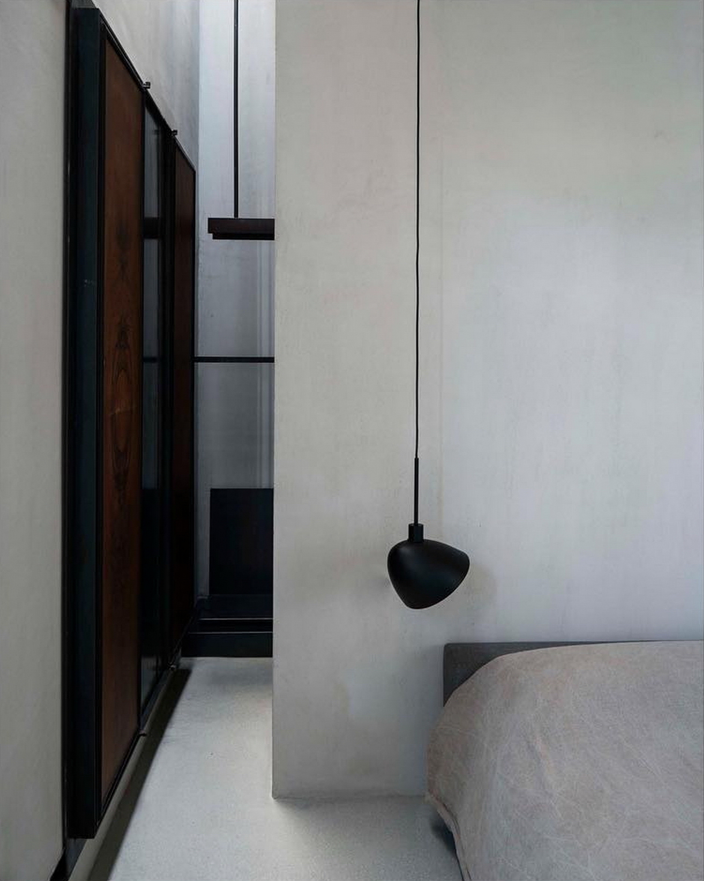 Private apartment Ritorno in Rome by MORQ,vertical surfaces made with TerraCalix Smooth Panna by Matteo Brioni photo by Giulio Aristide