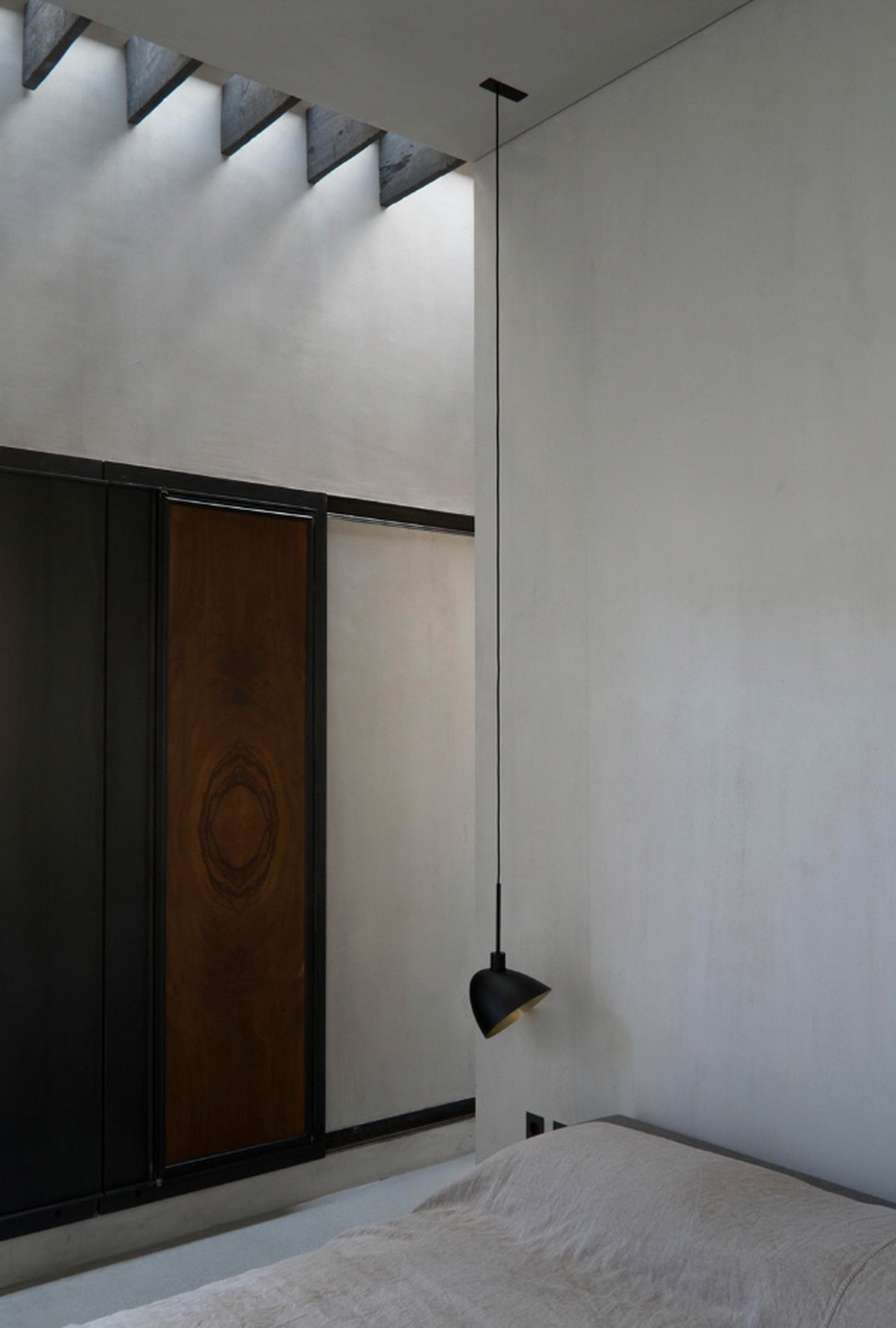 Private apartment Ritorno in Rome by MORQ,vertical surfaces made with TerraCalix Smooth Panna by Matteo Brioni photo by Giulio Aristide