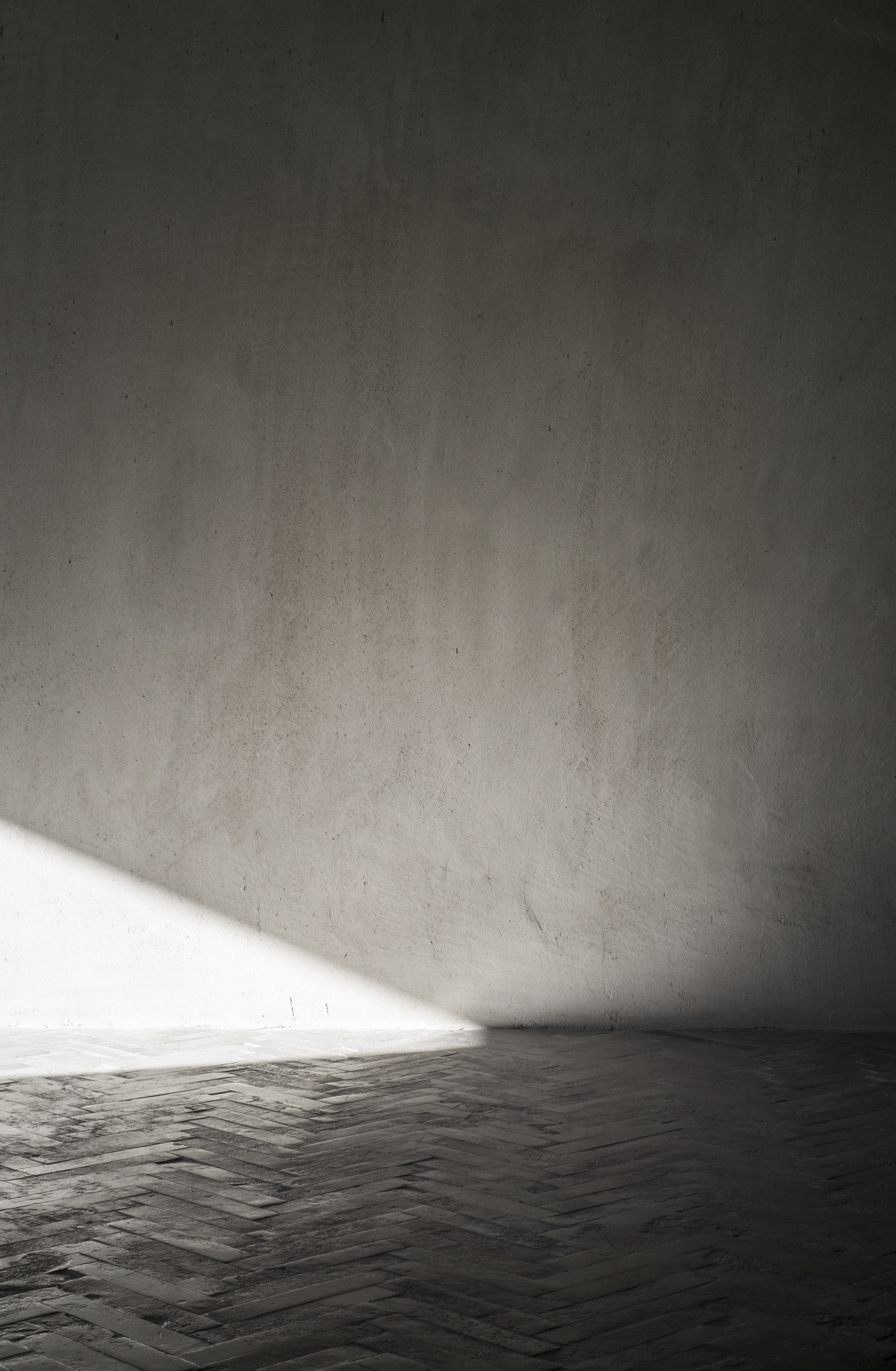 Domus Ru apartment in Rome by MORQ, made with MultiTerra Wabi Sale Grigio, photo by Giulio Aristide