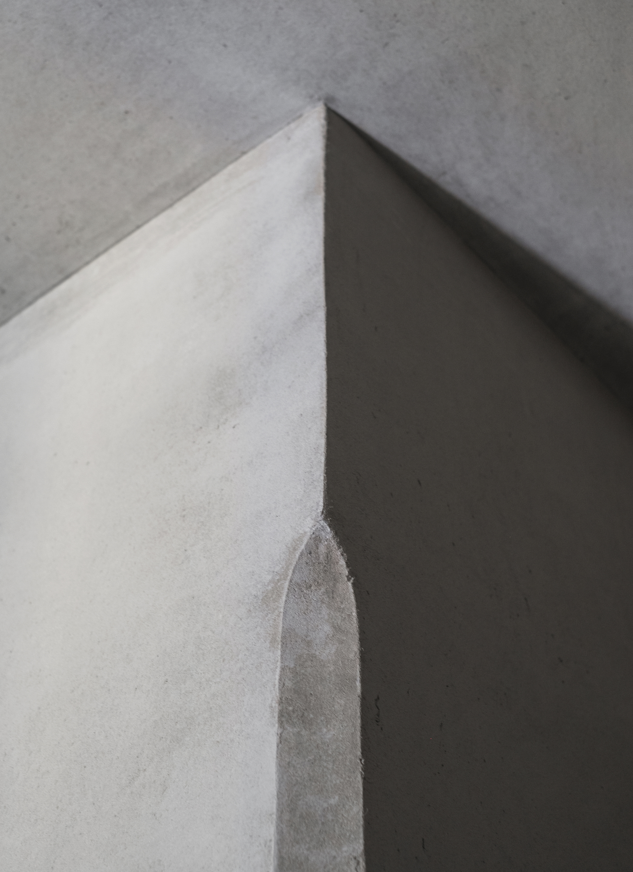 Domus Ru apartment in Rome by MORQ, made with MultiTerra Wabi Sale Grigio, photo by Giulio Aristide