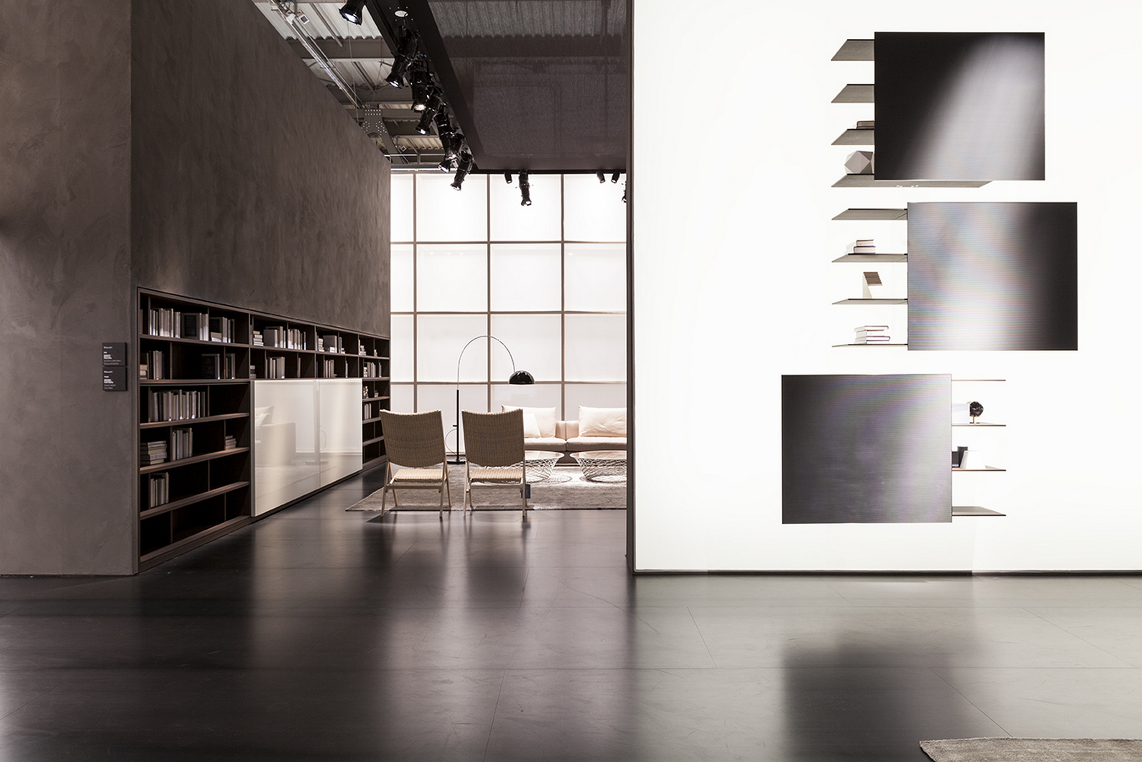 Stand Molteni &#038; Co in Salone del Mobile, Milan, made with TerraVista Smooth Plus Sale Grigio