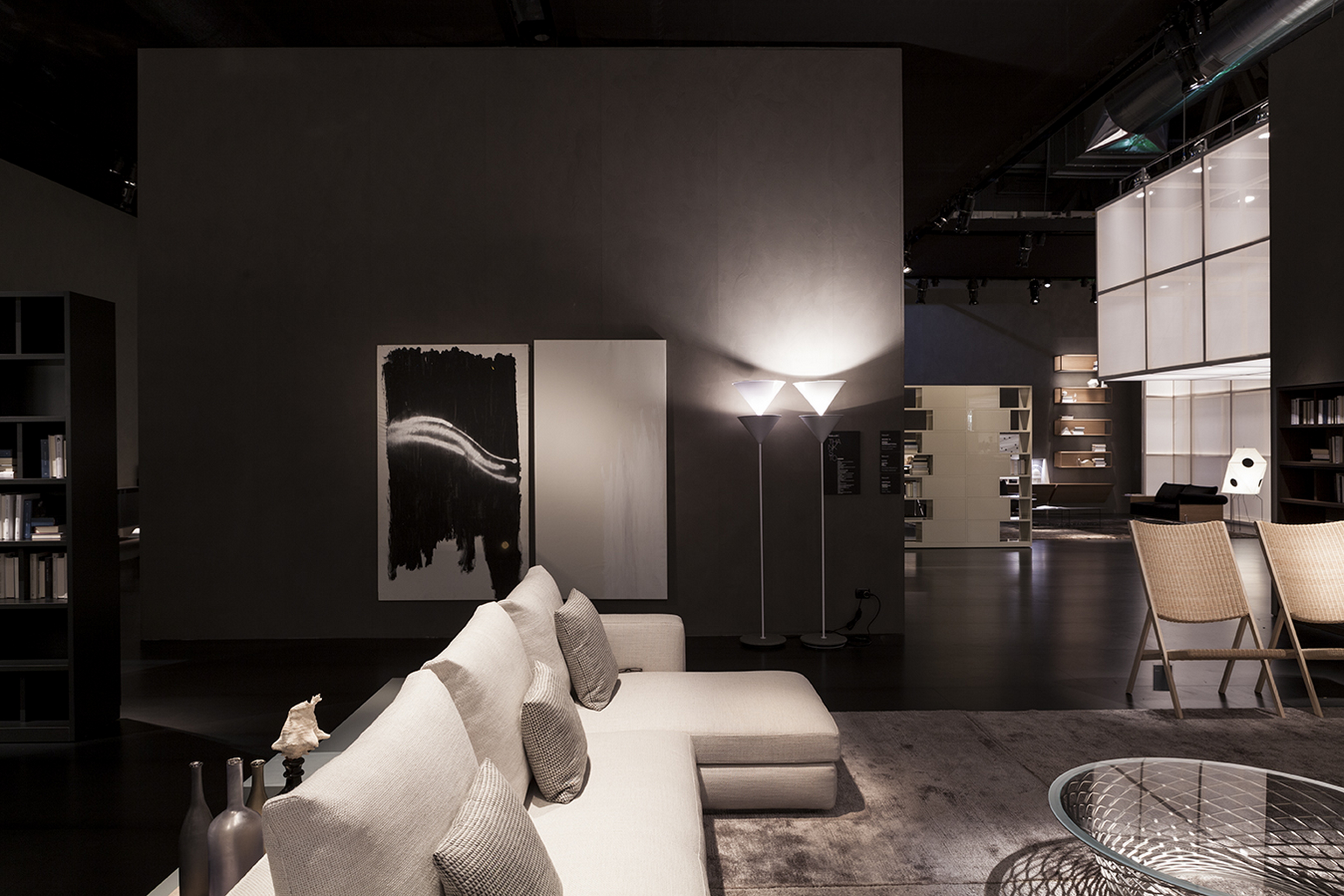 Stand Molteni &#038; Co in Salone del Mobile, Milan, made with TerraVista Smooth Plus Sale Grigio