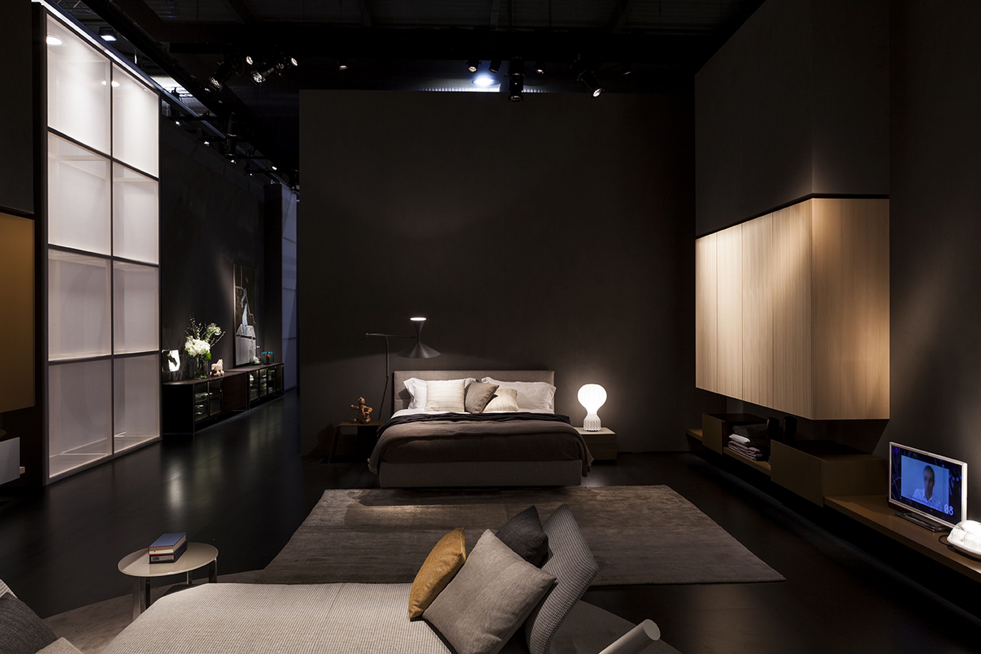 Stand Molteni &#038; Co in Salone del Mobile, Milan, made with TerraVista Smooth Plus Sale Grigio