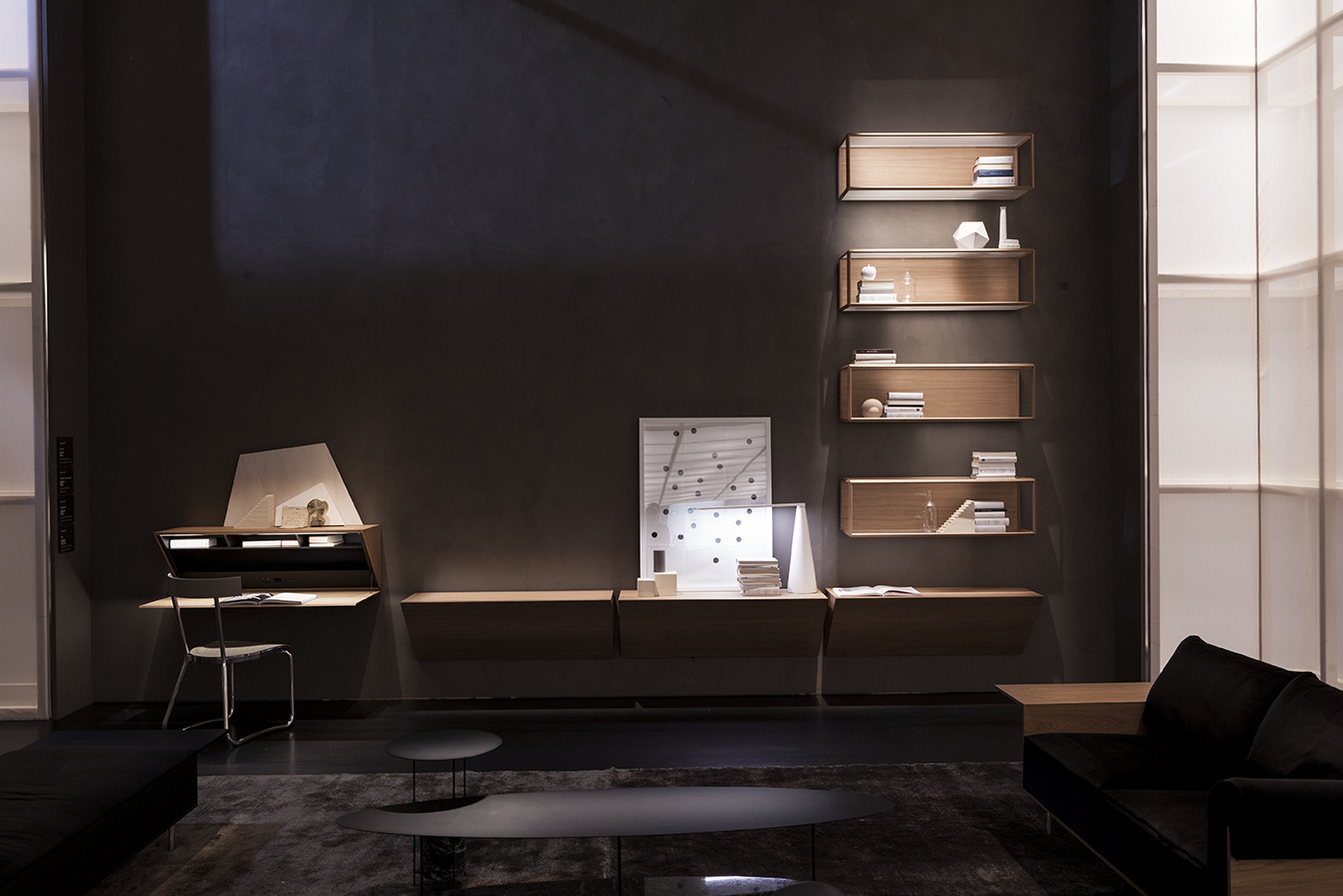 Stand Molteni &#038; Co in Salone del Mobile, Milan, made with TerraVista Smooth Plus Sale Grigio