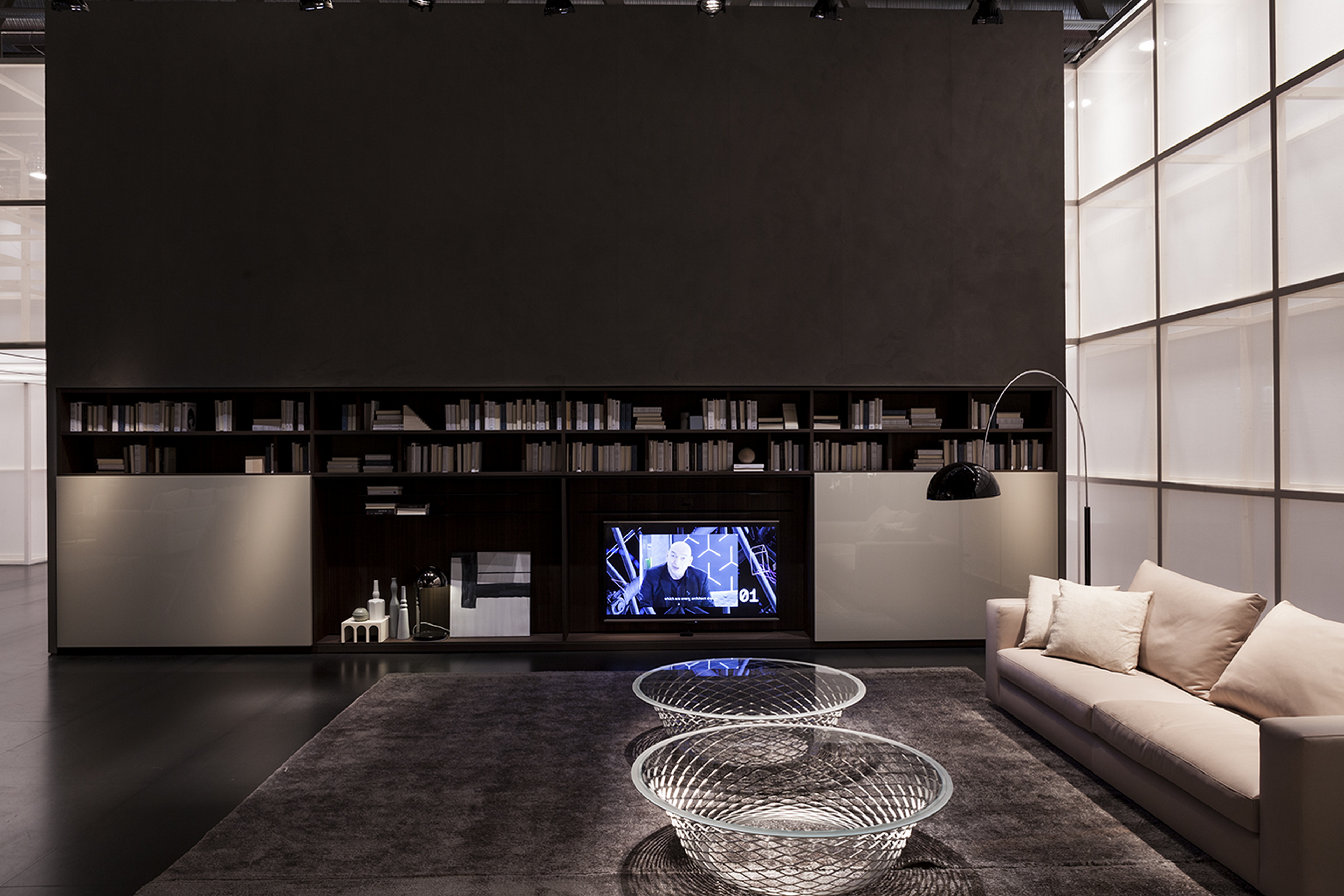 Stand Molteni &#038; Co in Salone del Mobile, Milan, made with TerraVista Smooth Plus Sale Grigio