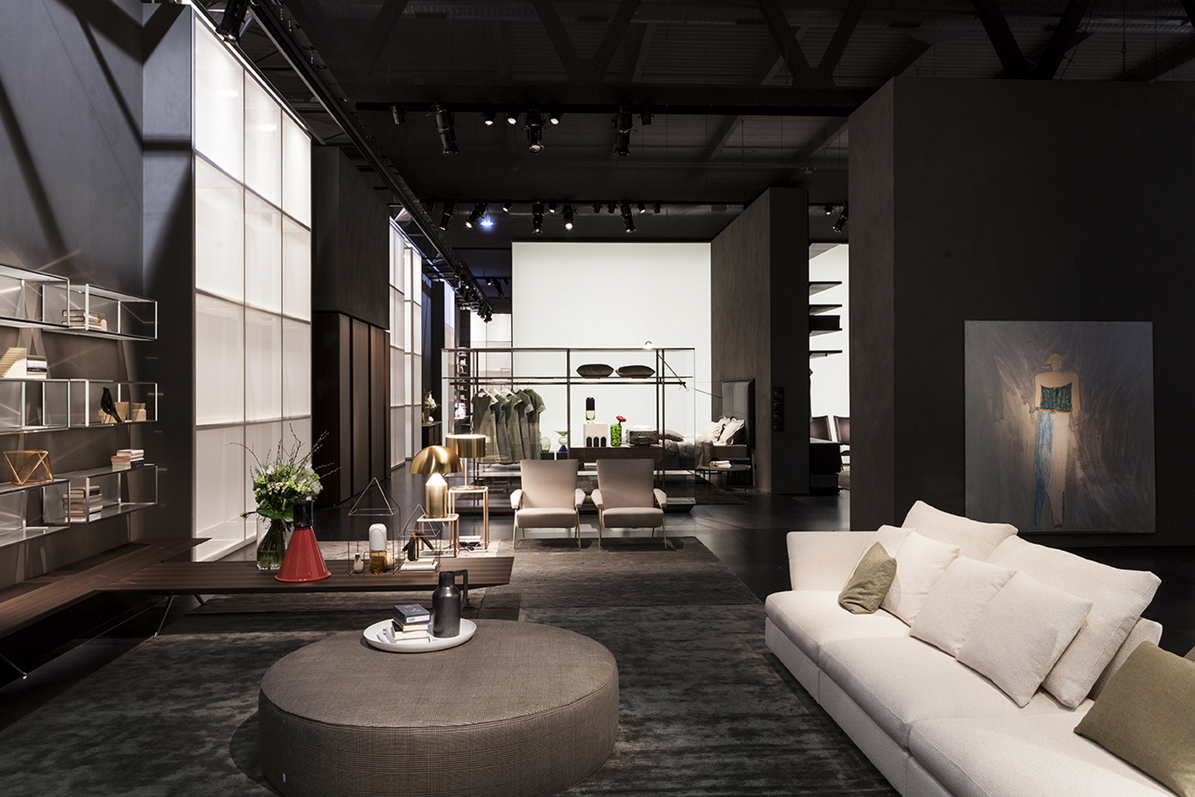 Stand Molteni &#038; Co in Salone del Mobile, Milan, made with TerraVista Smooth Plus Sale Grigio