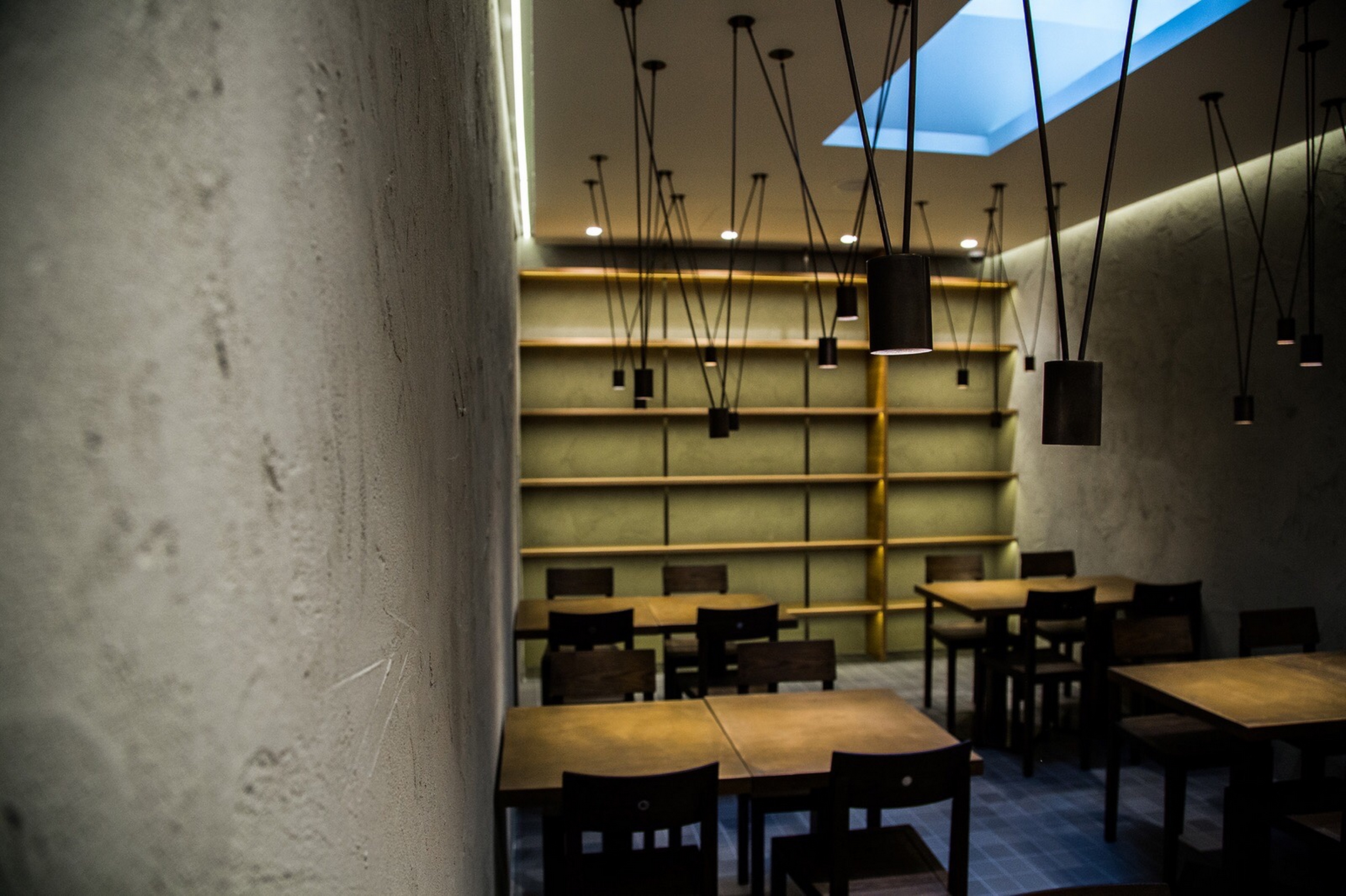 Caffè Majer in Venice, project and photo by Giuseppe Tortato, made with MultiTerra Structured Plus Pepe Nero