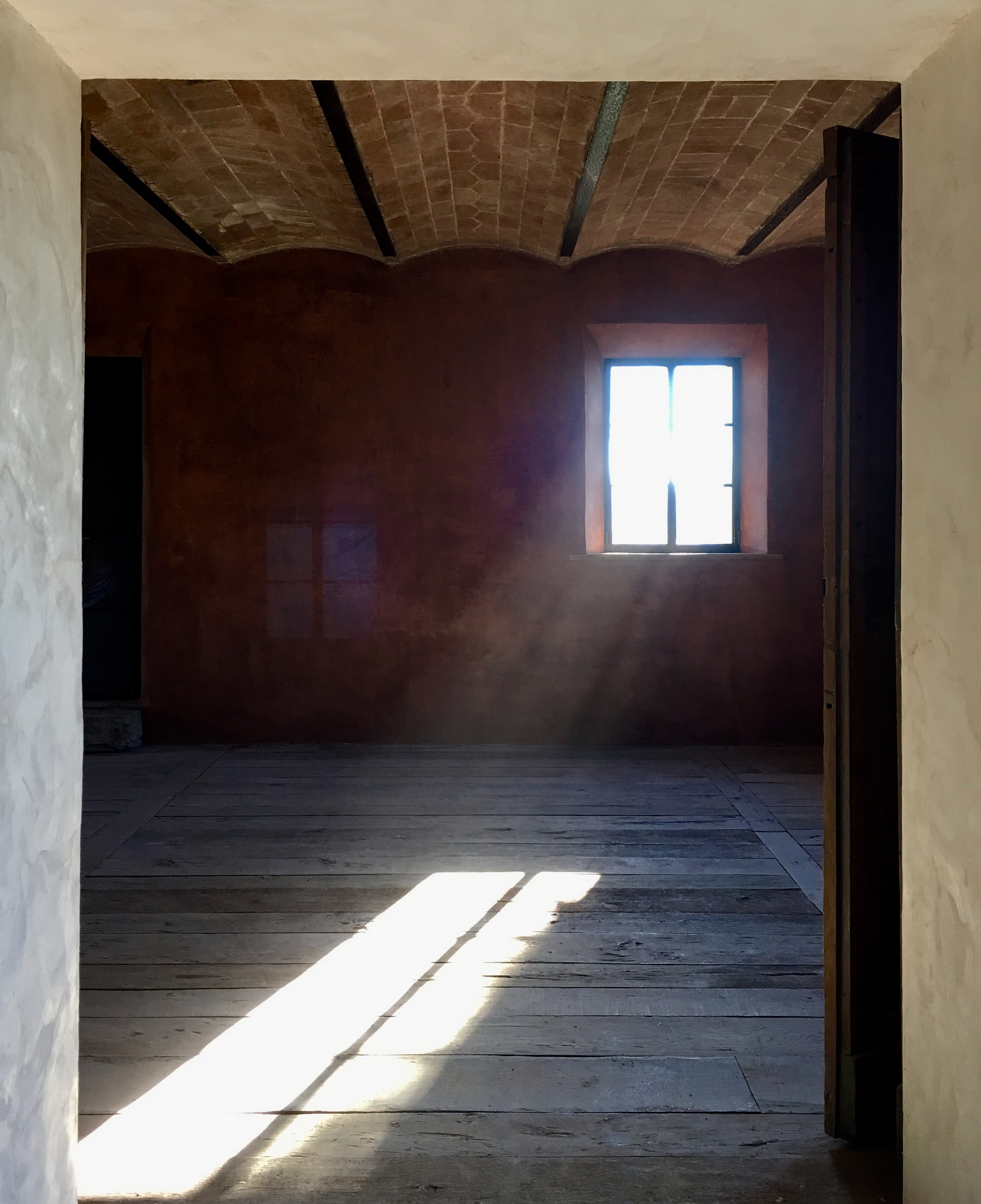 Private residence in Pienza made with TerraVista Wabi Cammeo