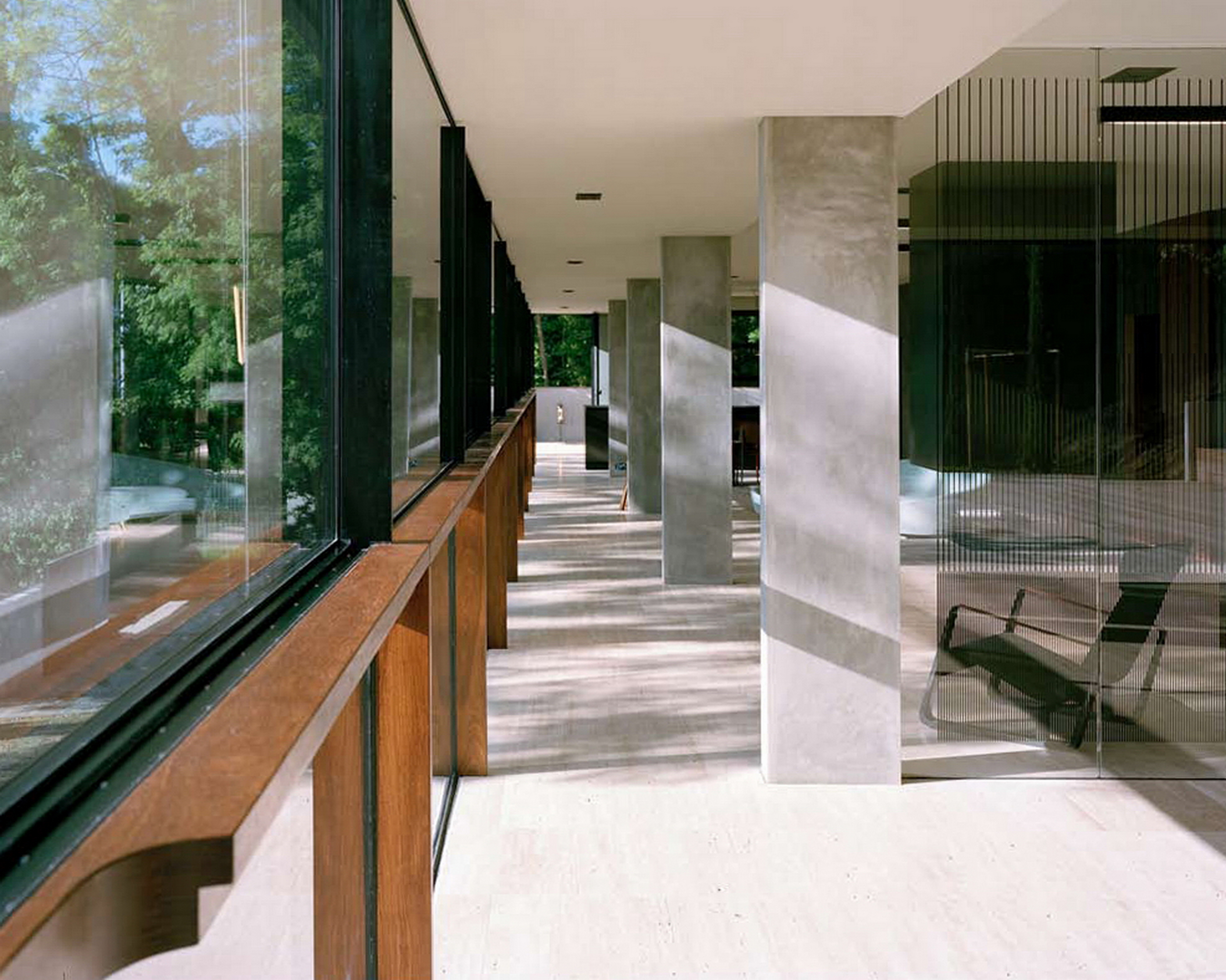 Villa QDC in Geneve by Meyer Architecte MultiTerra Smooth Pepe Nero and TerraVista Smooth Sale Griogio, photo by Joël Tettamanti