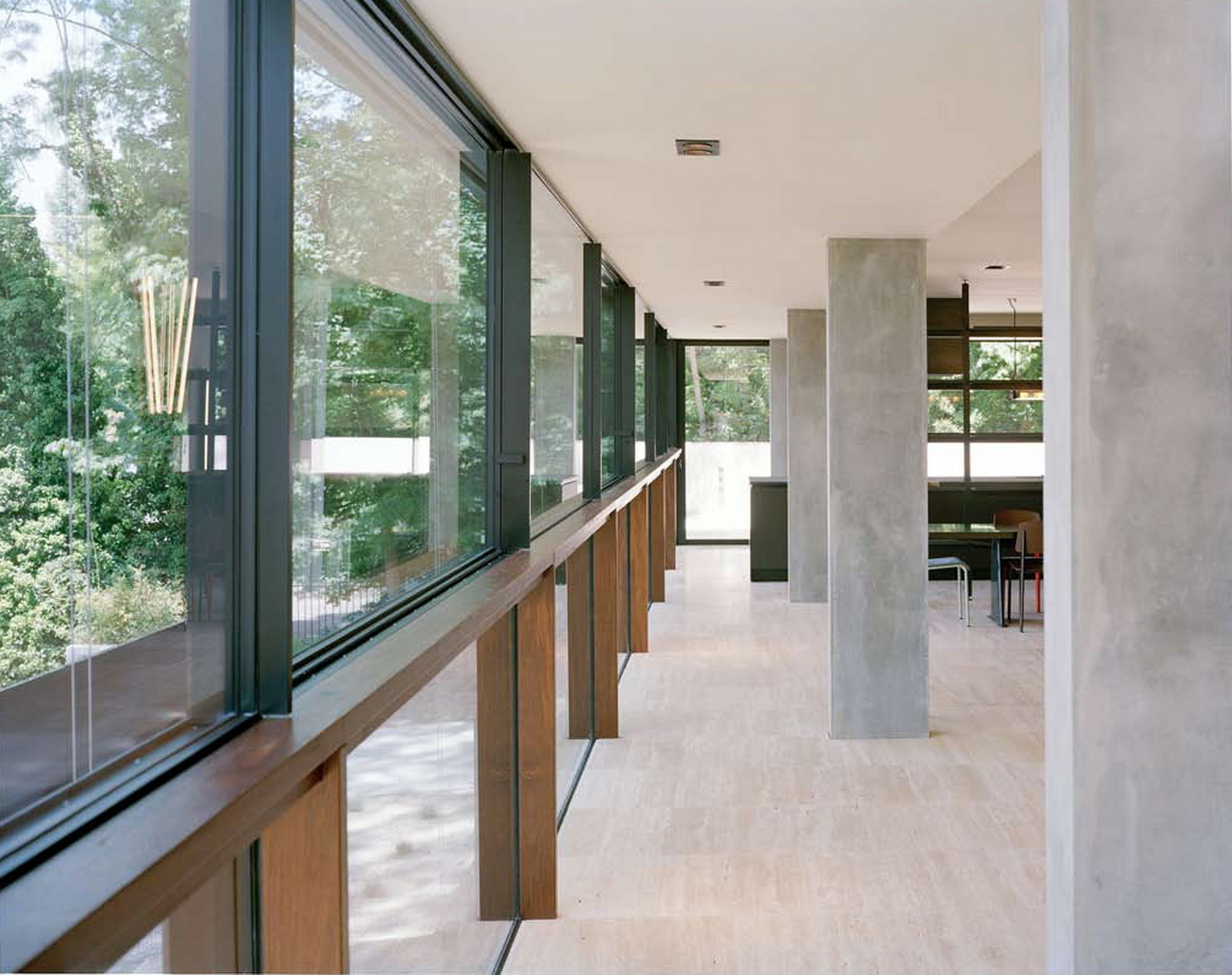 Villa QDC in Geneve by Meyer Architecte MultiTerra Smooth Pepe Nero and TerraVista Smooth Sale Griogio, photo by Joël Tettamanti