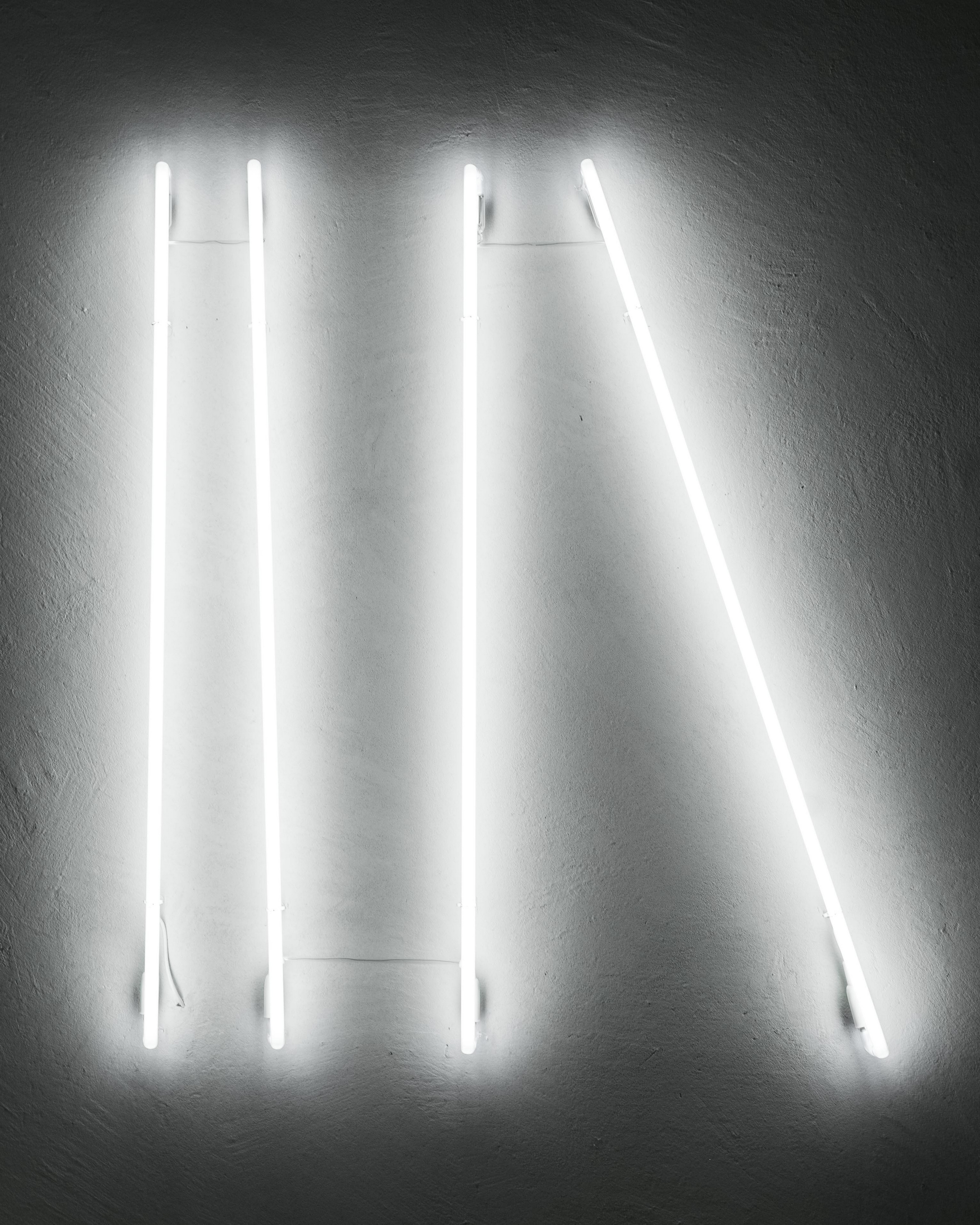 Nia Boutique in Rome by MORQ made with TerraCalix Structured Custom, photo by Giulio Aristide