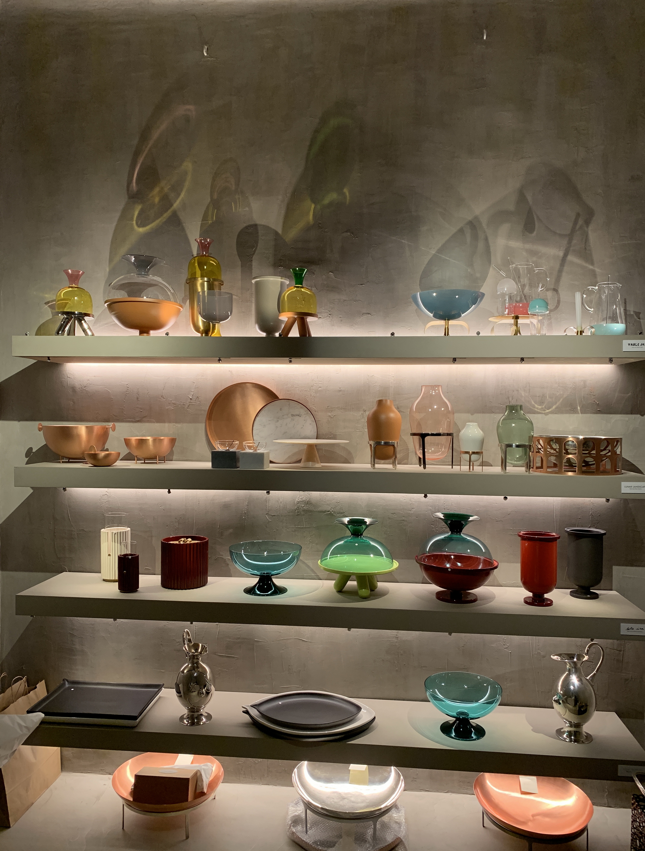 Shop Paola C in Milan by Aldo Cibic, made with TerraVista Wabi Sale Grigio by Matteo Brioni