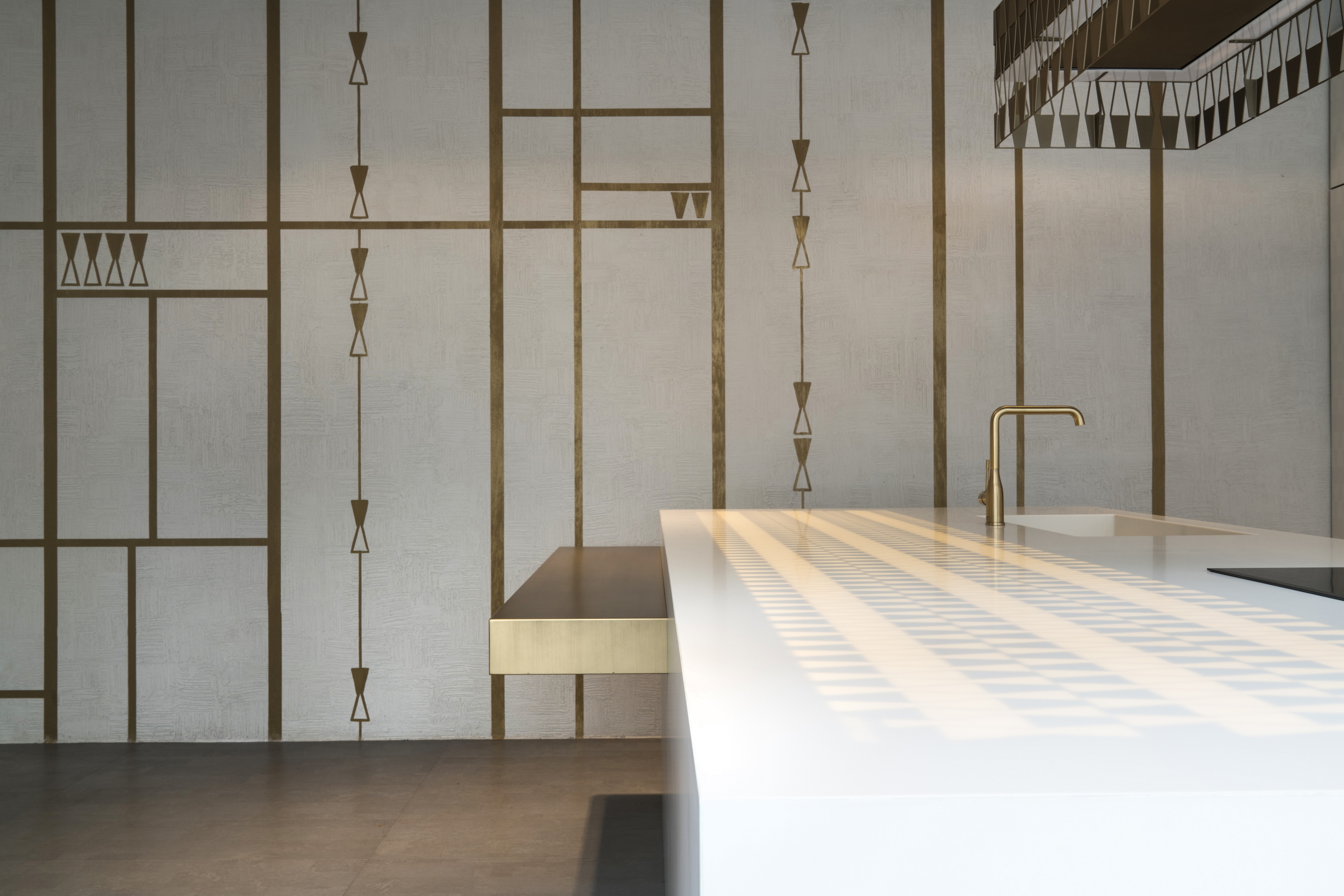 Showroom Elmar Milan TerraEvoca 2 layers Custom and Panna made by Matteo Brioni