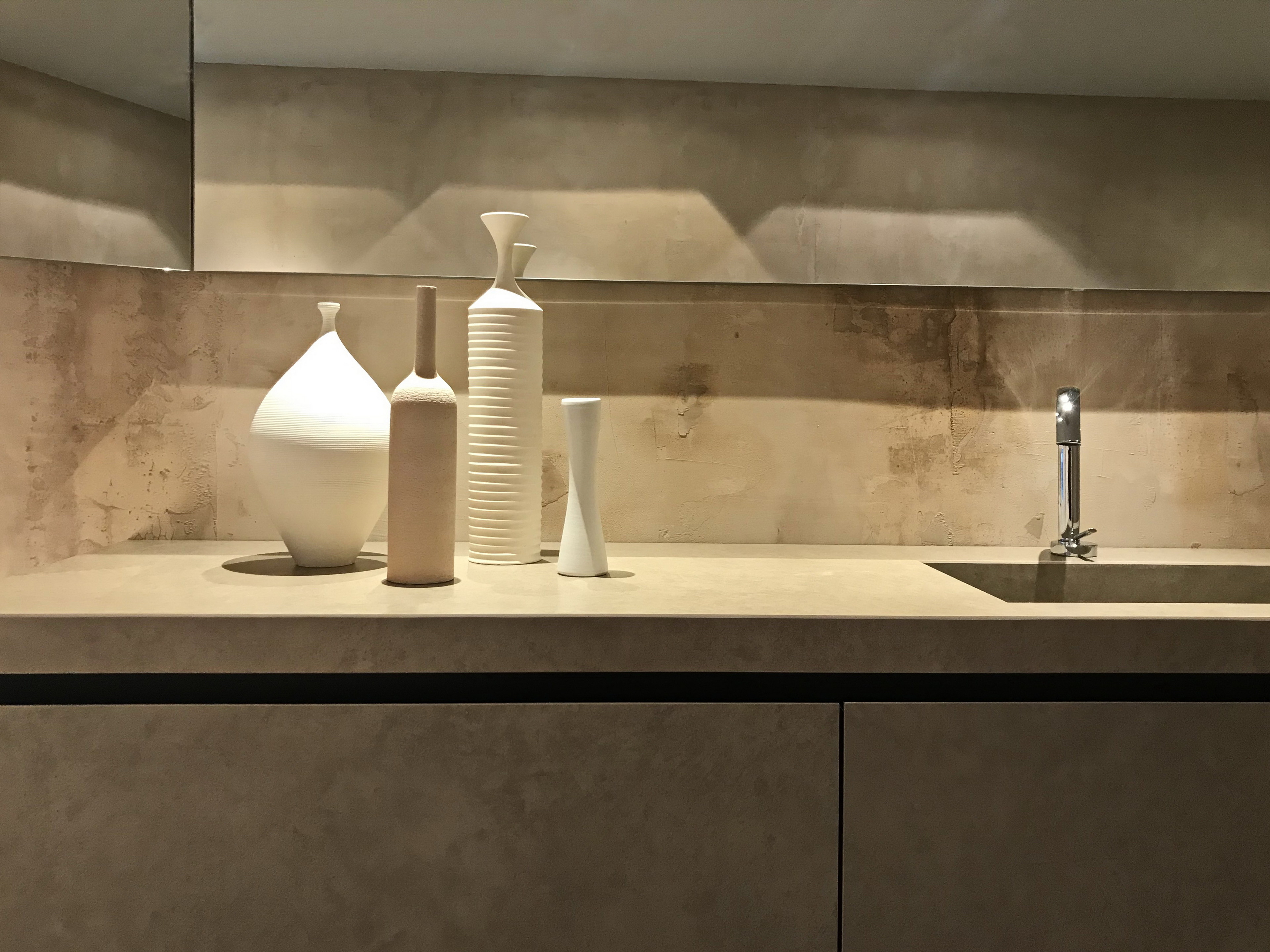 Showroom Elmar in Milan, TerraVista Wabi Cipria by Matteo Brioni