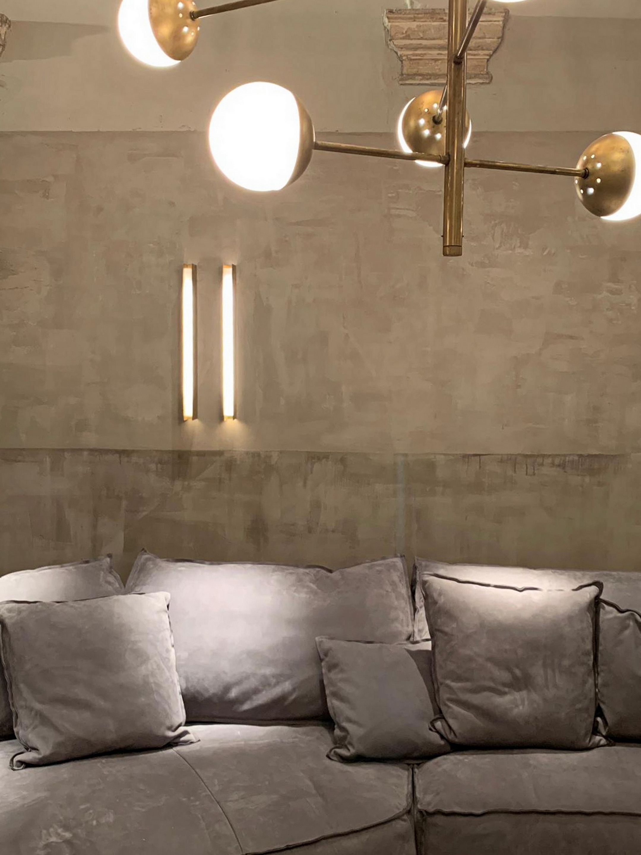 Baxter showroom in Rome by Baxter made with TerraVista Wabi Sale Grigio, photo by Silvana Spera