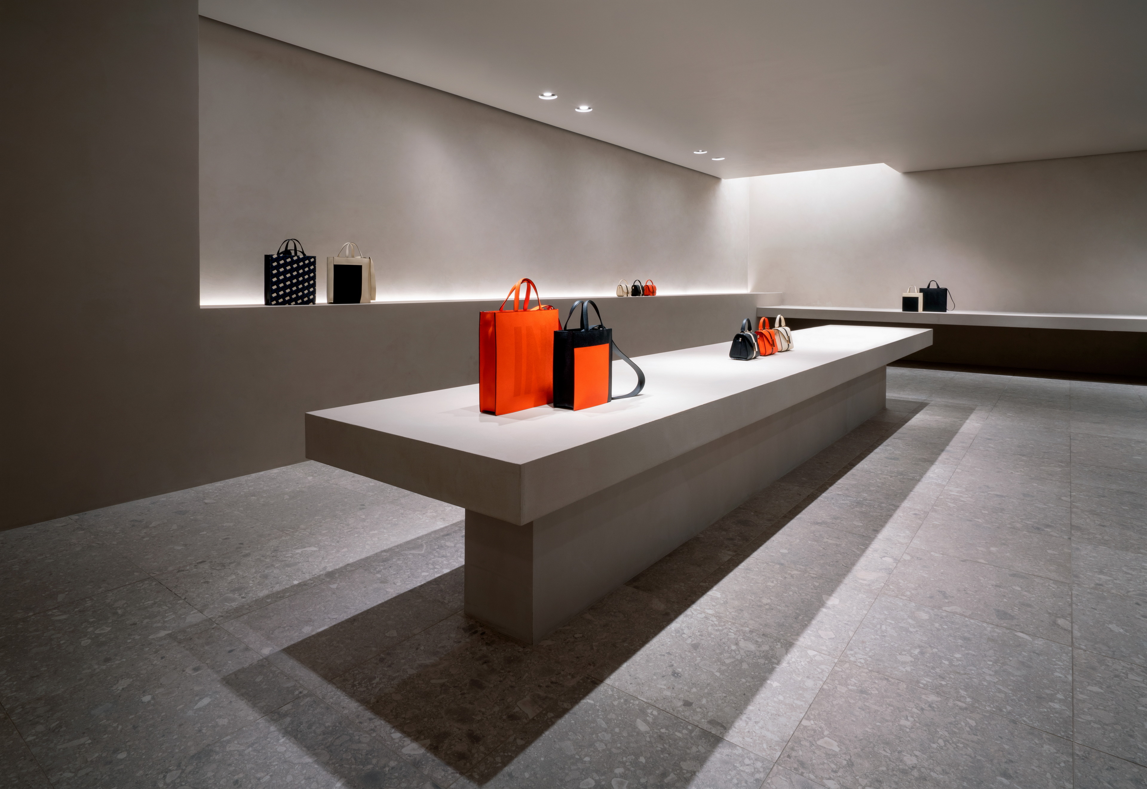 Shop Valextra Milan by John Pawson, made with TerraTon Wall Smooth Plus Polvere, photo by Andrea Martiradonna