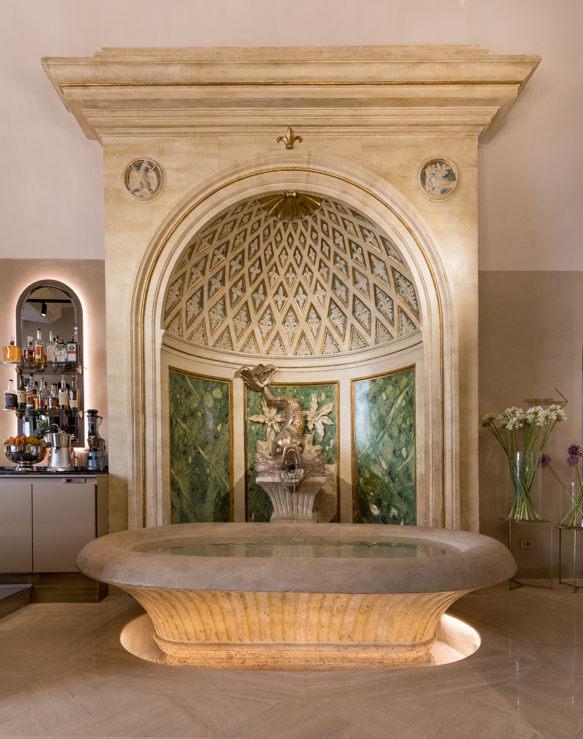 Caffè Doria in Rome, by GA.PI.RO.MA Srl, made with TerraVista Structured Plus Panna photo by Giampaolo Pauselli