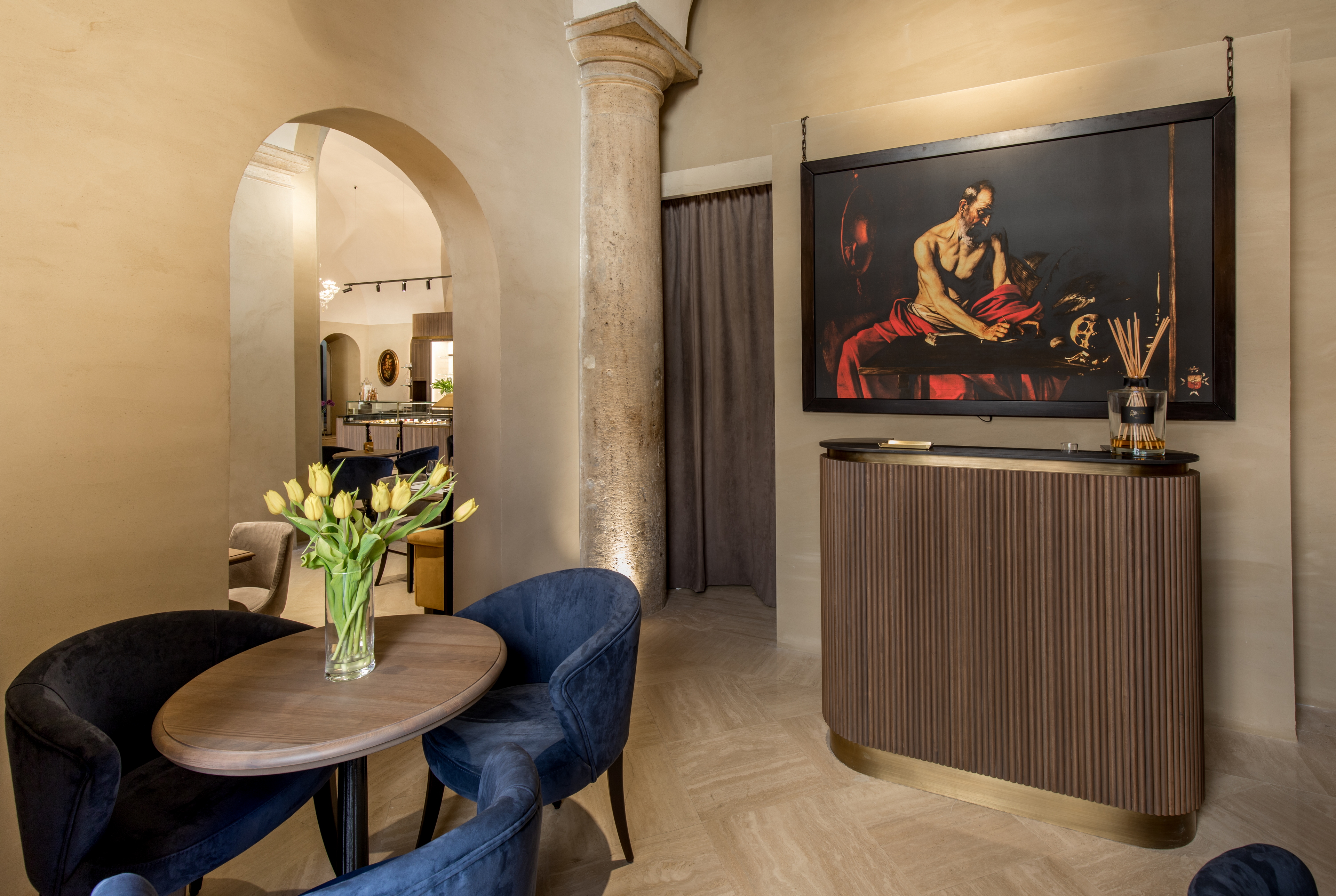 Caffè Doria in Rome, by GA.PI.RO.MA Srl, made with TerraVista Structured Plus Panna photo by Giampaolo Pauselli