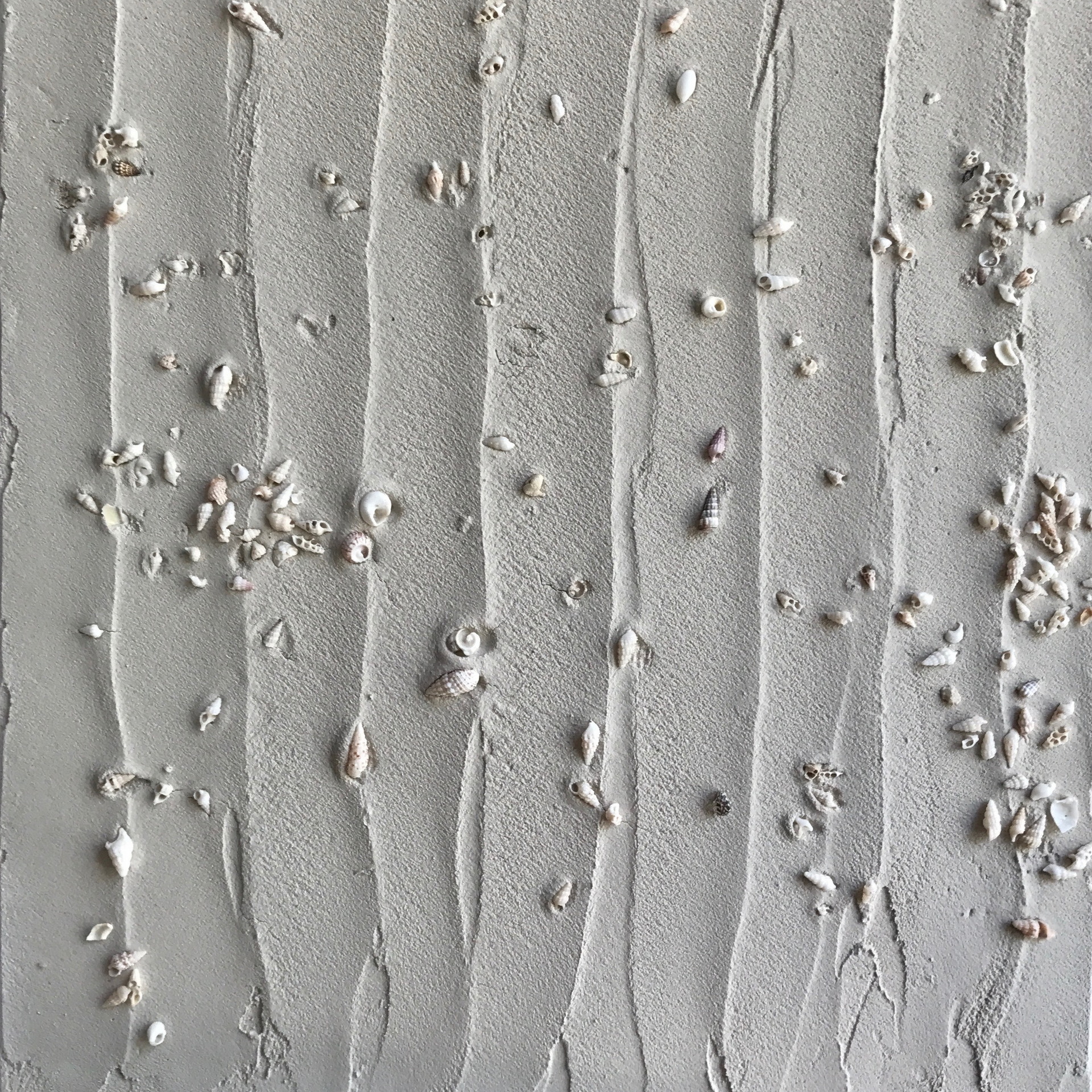 Custom made artistic decoration in raw earth by Matteo Brioni