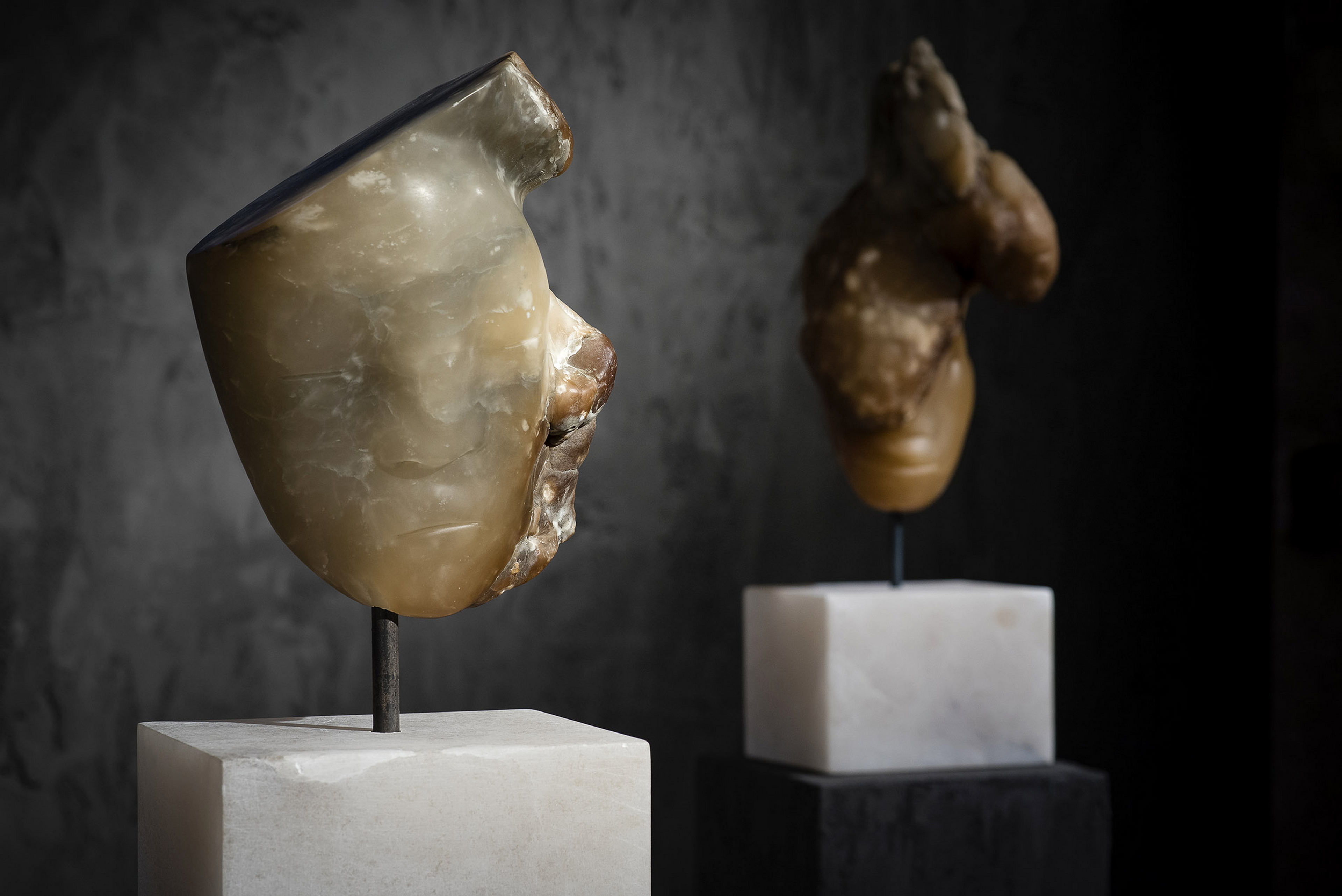 Enlightened Stone exhibition in Volterra, Pisa, by Roberta Busato, made with MultiTerra Smooth Pepe Nero, photo by Simone Stanislai