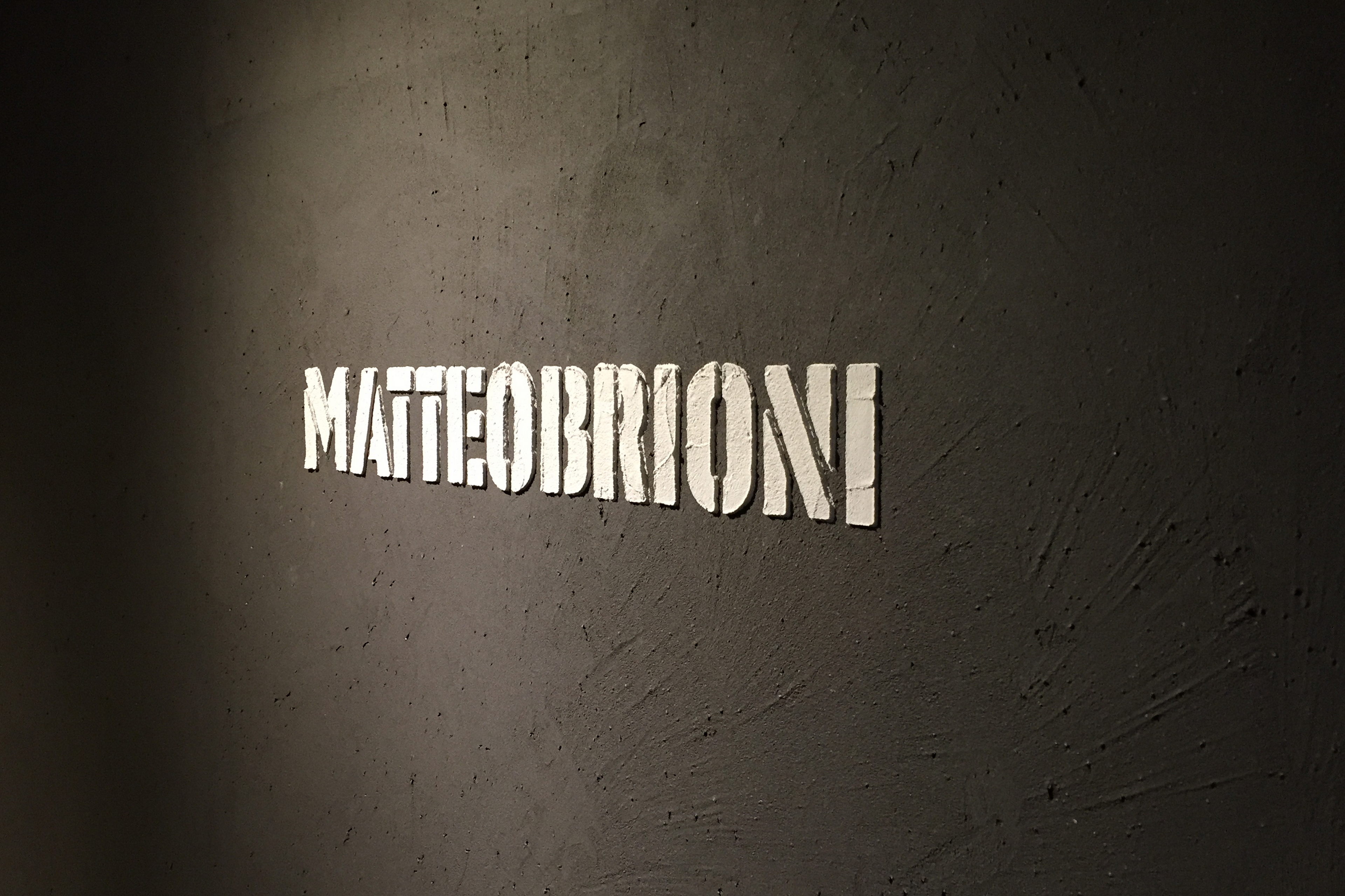 Matteo Brioni stand in ARCHITECT@WORK Kortrijk2015, made with coarse-grained clay finishing plaster MultiTerra Structured Pepe Nero