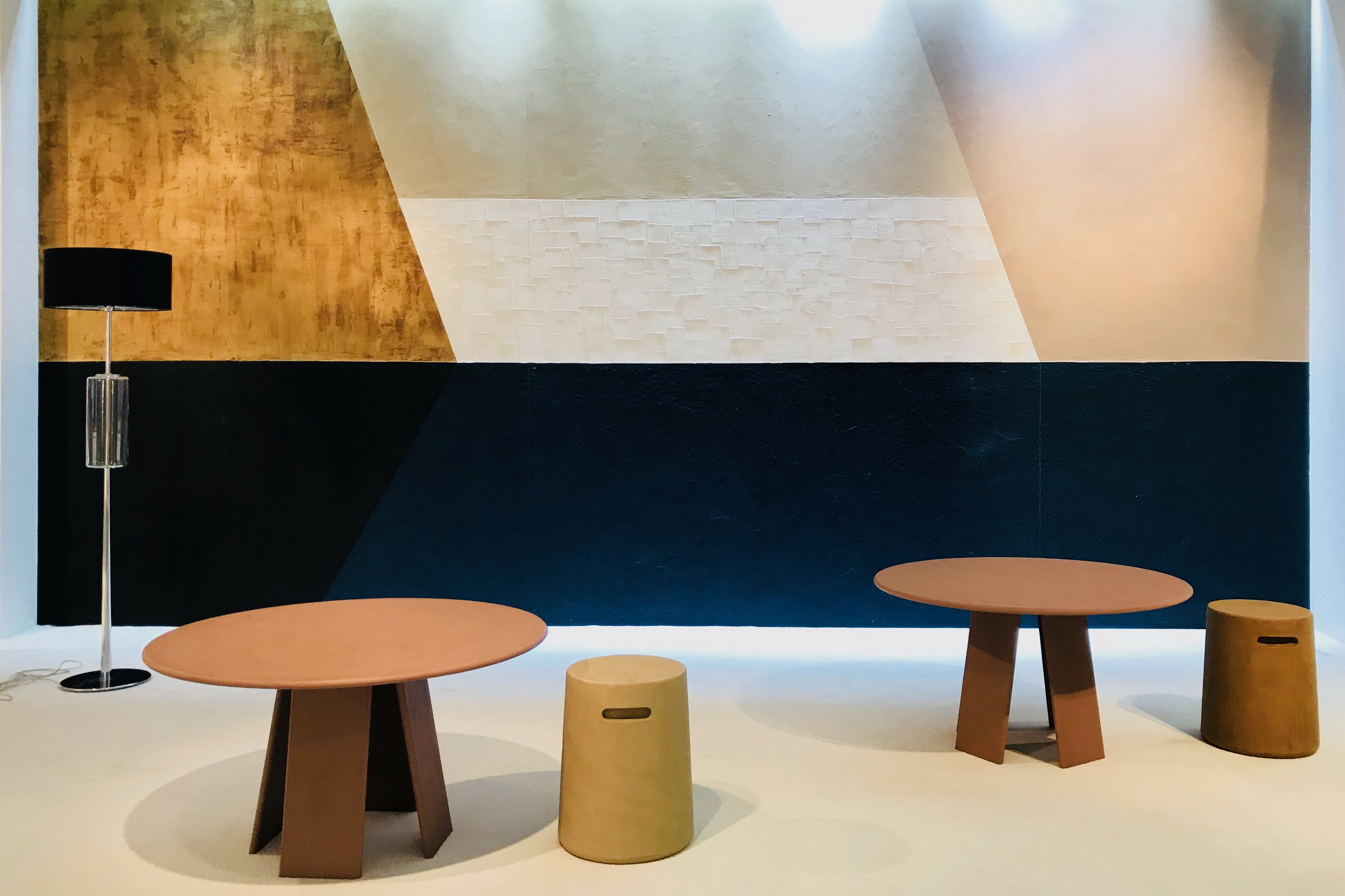 Matteo Brioni stand in Downtown Design Dubai 2017 made with TerraEvoca 2 Layers Custom, MultiTerra Structured Custom, TerraVista Wabi Caffè and Cannella and TerraVista Smooth Cipria