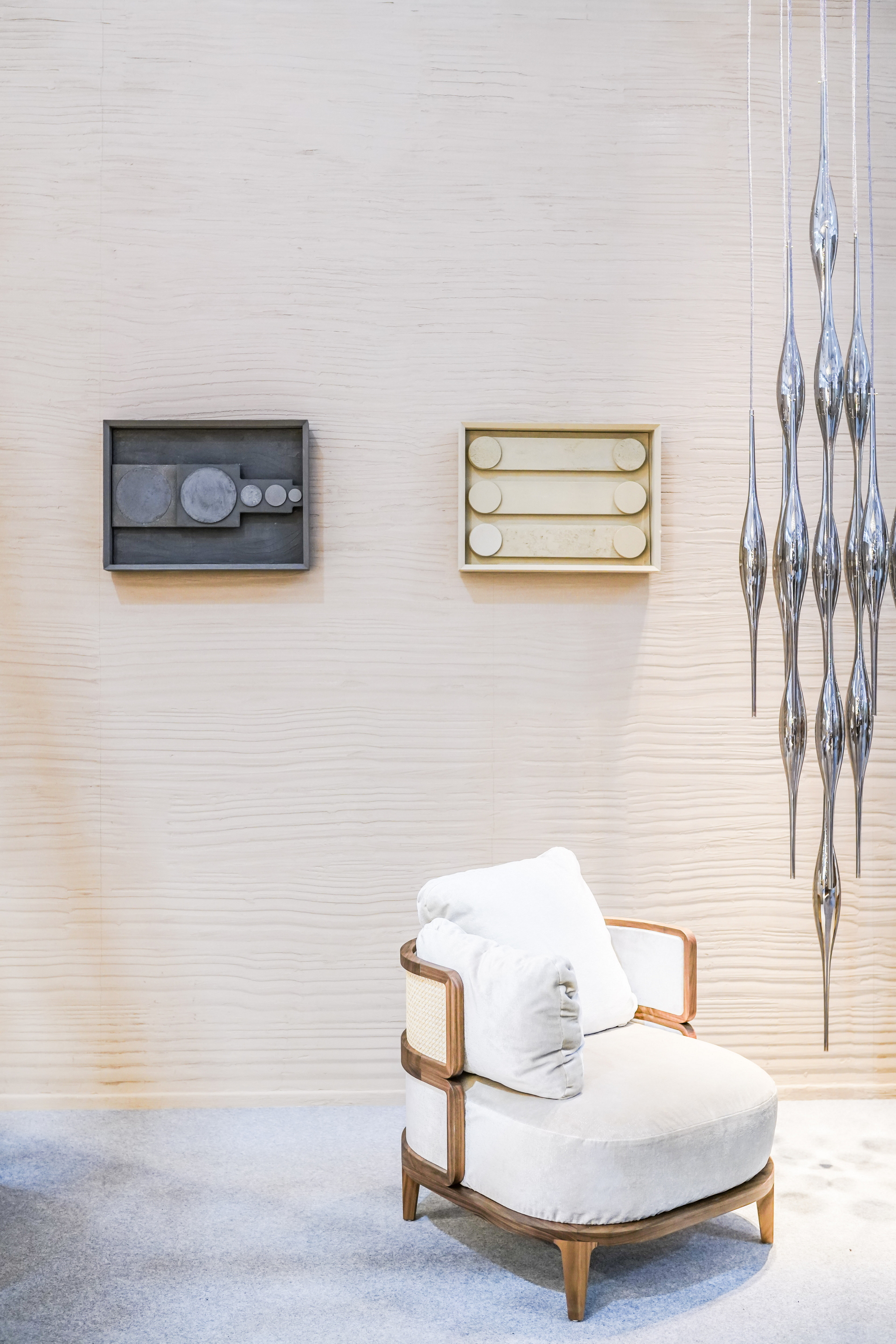 Matteo Brioni stand in Downtown Design Dubai 2018 made with TerraEvoca 2 Layers Custom Dune, photo by Sofronia Oana Maria Minuti