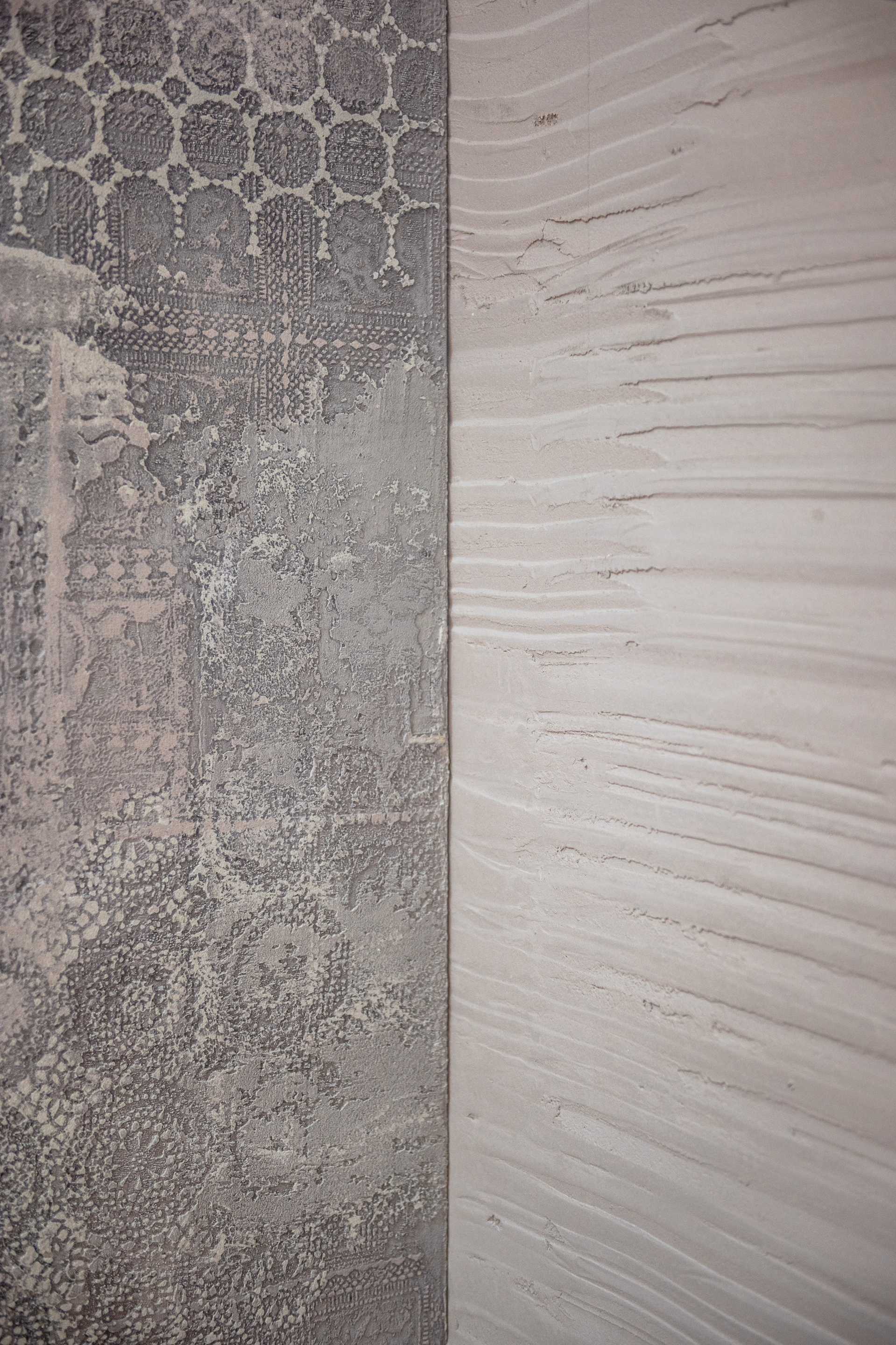 Matteo Brioni stand in Downtown Design Dubai 2018 made with TerraEvoca 2 Layers Custom Dune, photo by Sofronia Oana Maria Minuti