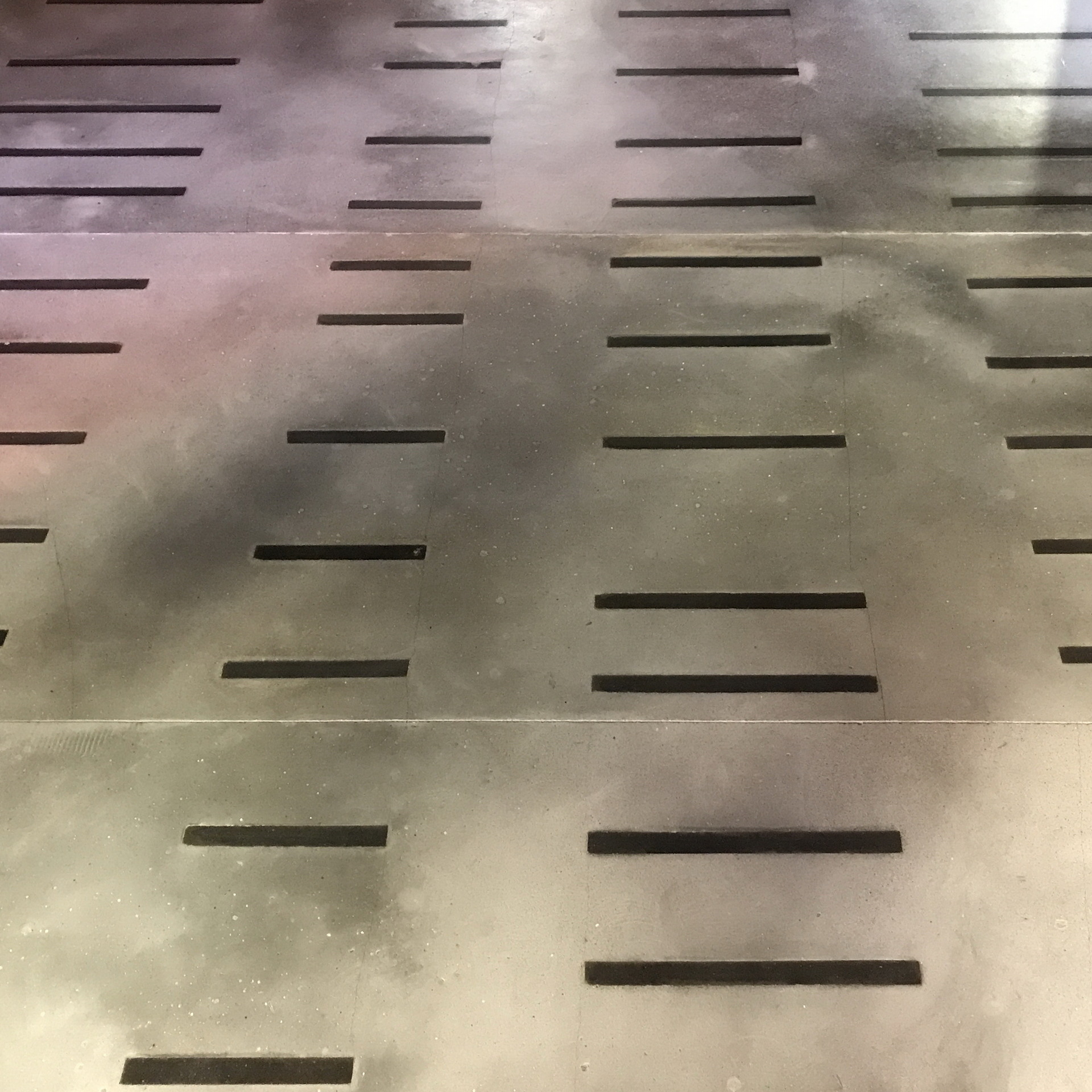 Stand Wall&#038;Deco in Milan made with Matteo Brioni mineral floor finishing TerraTon Floor Smooth Sale Grigio and Cannella with gray inserts Terraframe Fragment by Marialaura Rossiello Studio Irvine