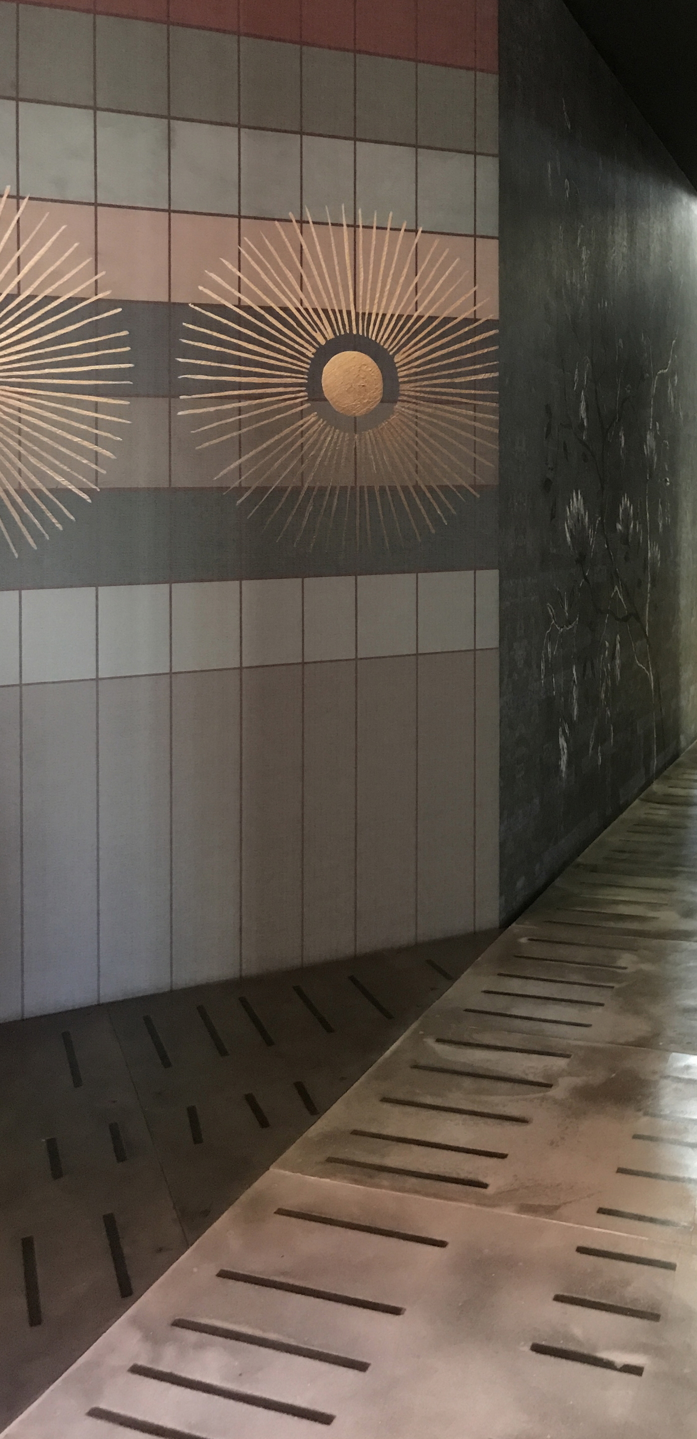 Stand Wall&#038;Deco in Milan made with Matteo Brioni mineral floor finishing TerraTon Floor Smooth Sale Grigio and Cannella with gray inserts Terraframe Fragment by Marialaura Rossiello Studio Irvine