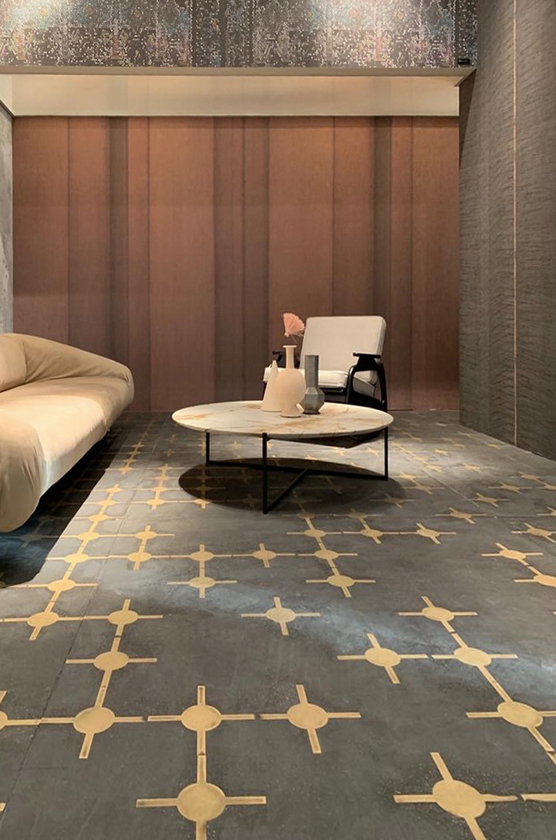 Stand Wall&#038;Deco in Maison Objet Paris 2019, made with Matteo Brioni's TerraTon Floor Smooth Pepe Nero with TerraFrame inserts  by Marialaura Rossiello Studio Irvine