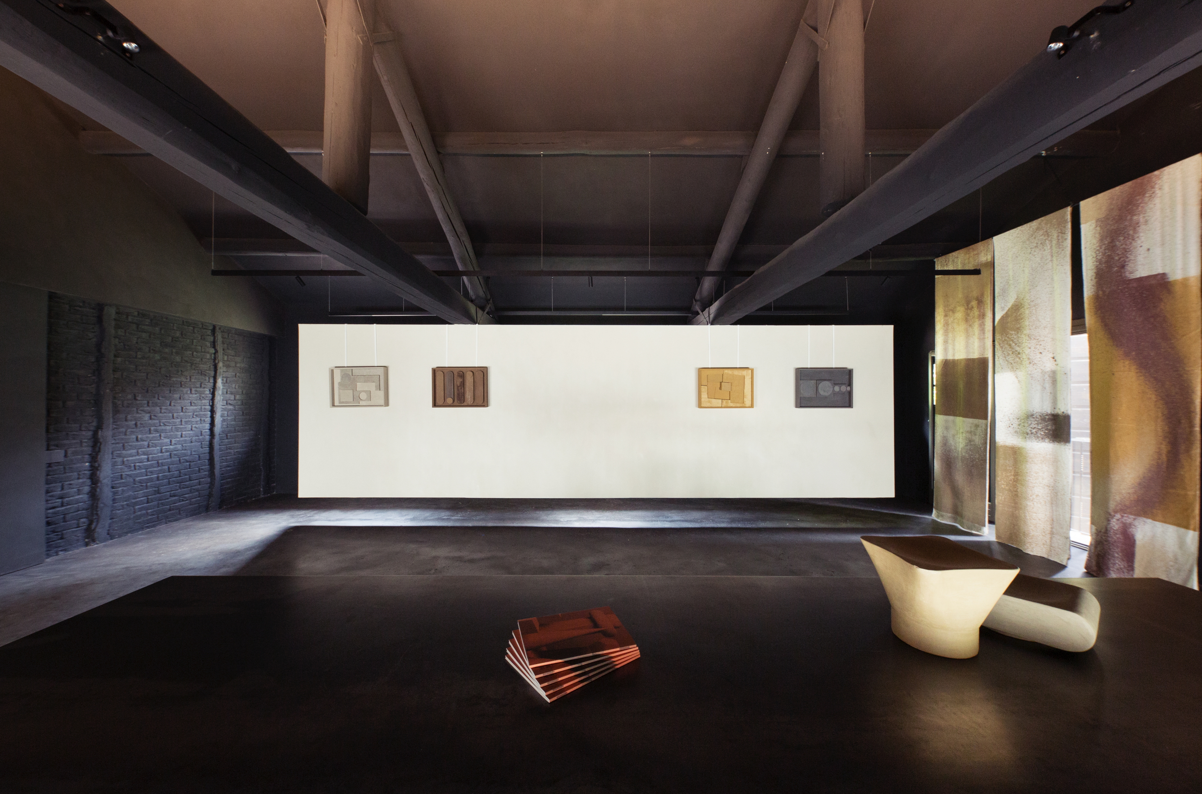 Matteo Brioni headquarter showroom in Ganzaga, Mantua, by Giovanni Bergamaschi, made with TerraTon Floor Wabi Pepe Nero, photo by Giuseppe Gradella