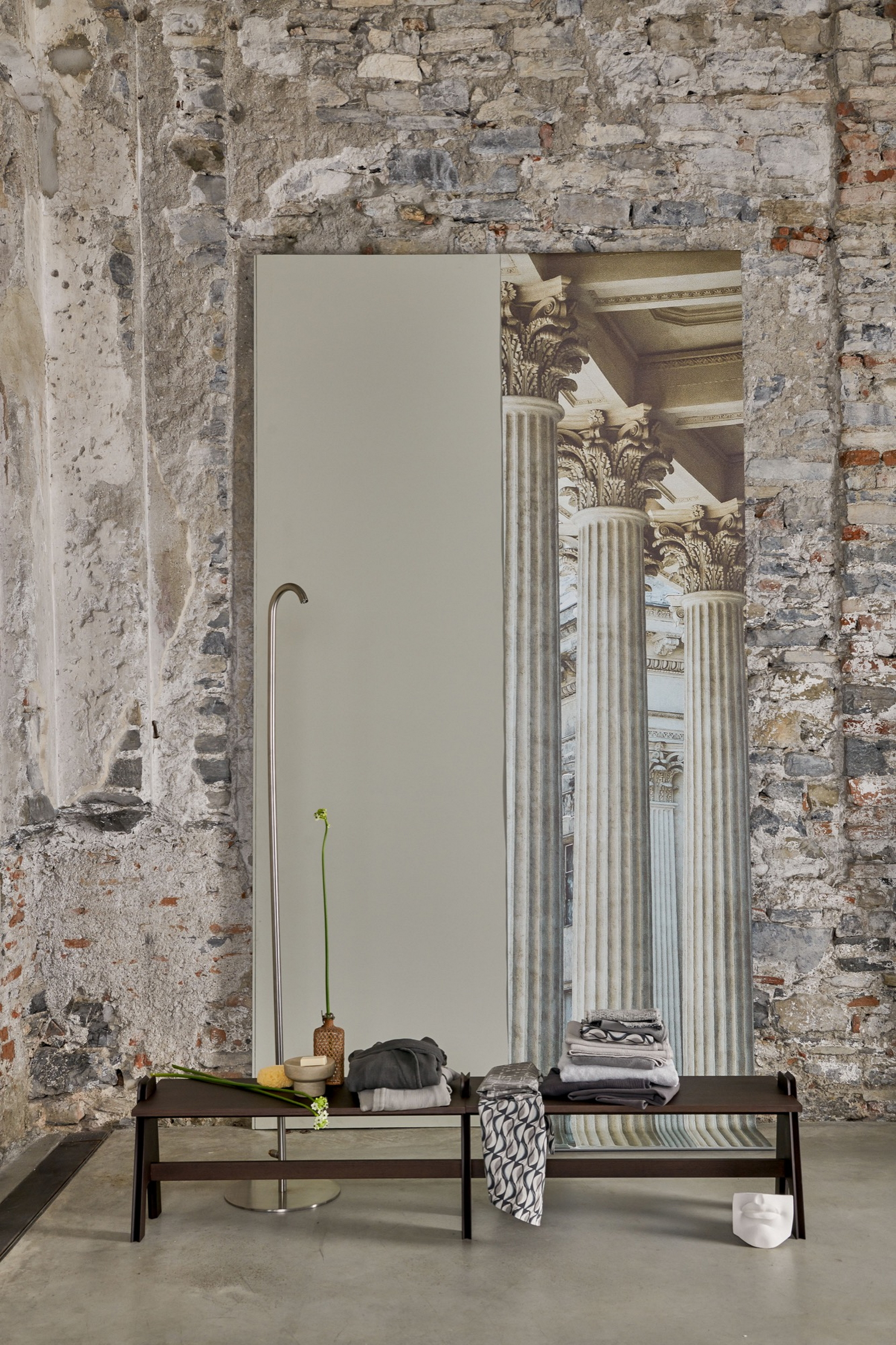 Matteo Brioni's fine-grained clay plaster TerraVista Smooth Panna (cream) color for Society Limonta ADV 2017