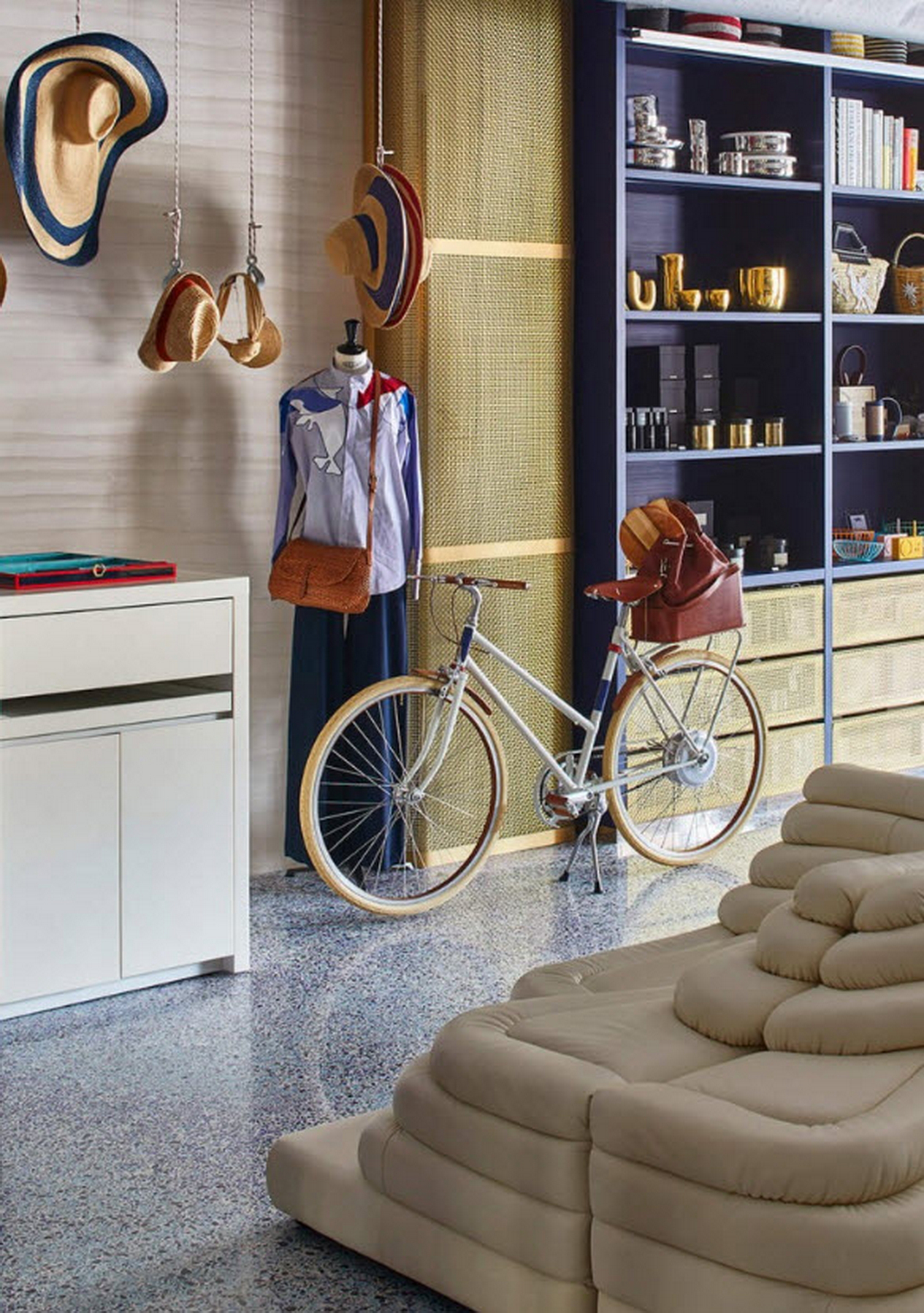 Matteo Brioni's textured clay plaster TerraEvoca 2 Layers Custom for Monaco Marine Merci boutique in Port Hercule, Monaco by Humbert and Poyet