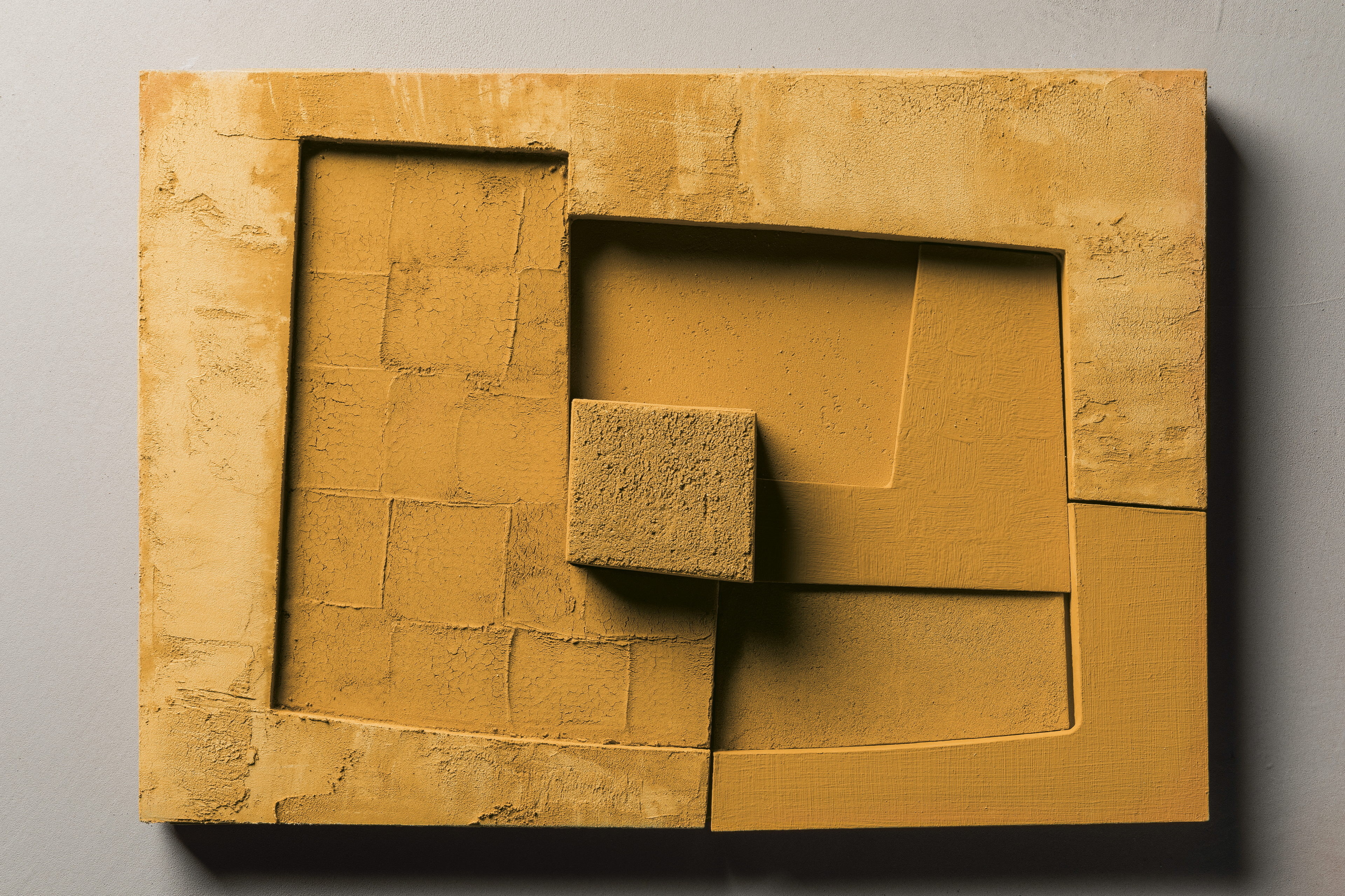 Stratigrafia Senape dei prodotti Matteo Brioni, design Studio Irvine, foto di Marco Cappelletti