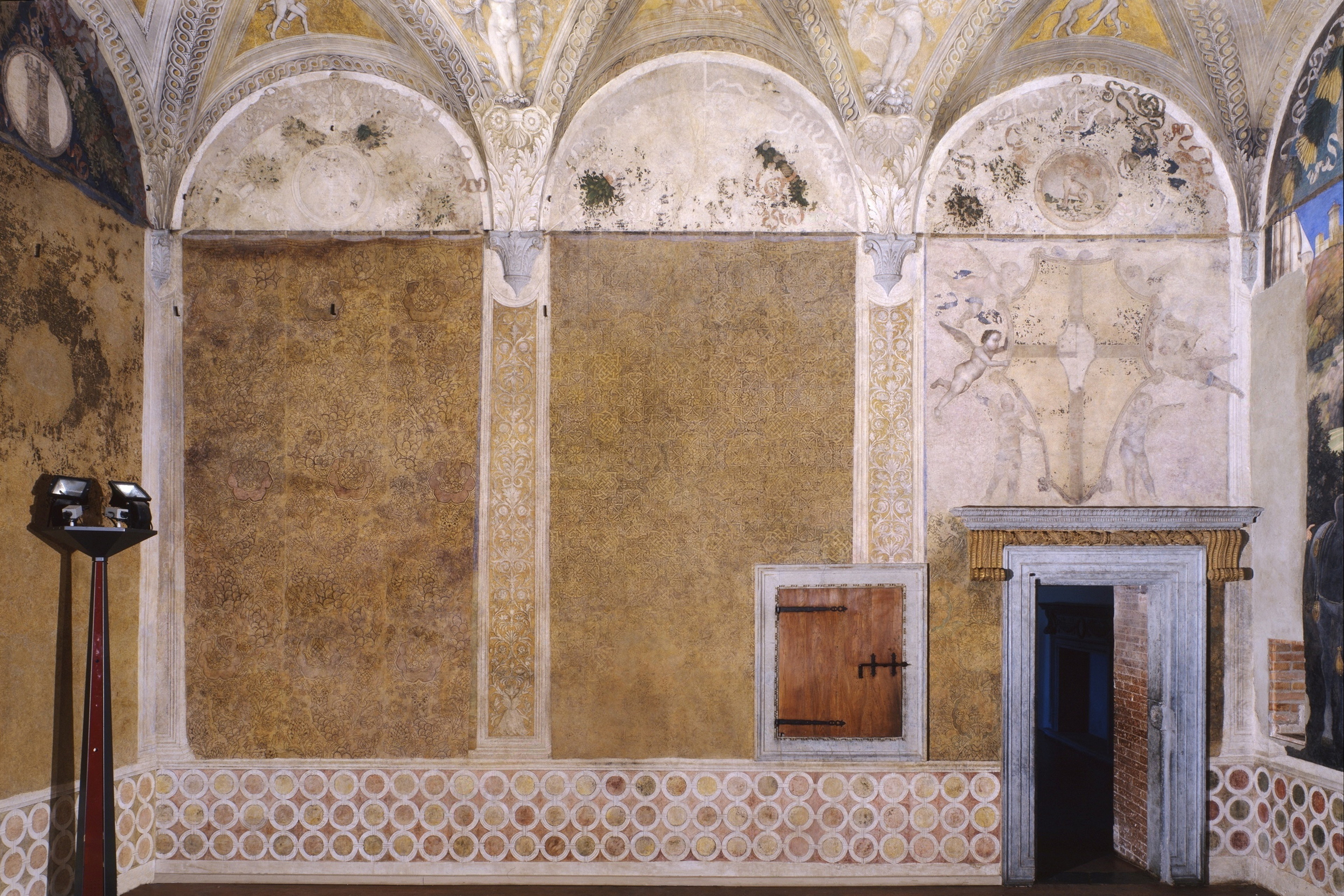 Camera degli sposi (camera picta) nel Palazzo Ducale di Mantova, affresco di Mantegna, foto di A. Quattrone