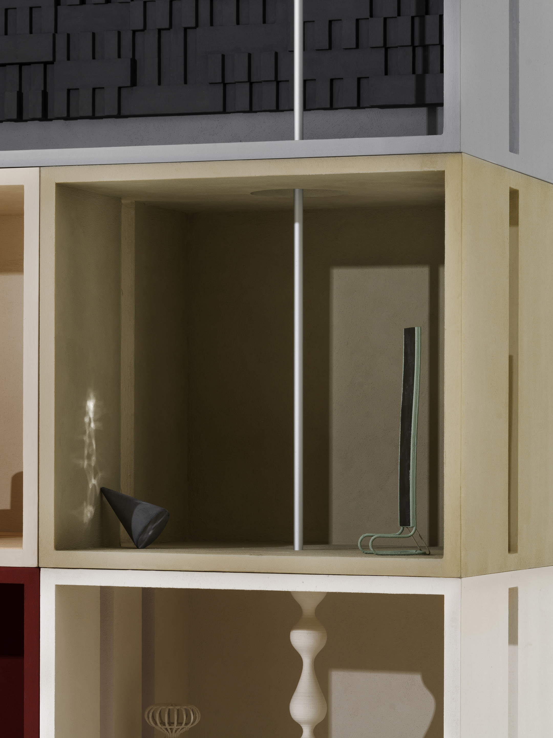 Pittura d'argilla in polvere SkinClay MATTEOBRIONI applicata sulle superfici del modello Casa di bambola progettato da Studio Irvine. Fotografia by Delfino Sisto Legnani