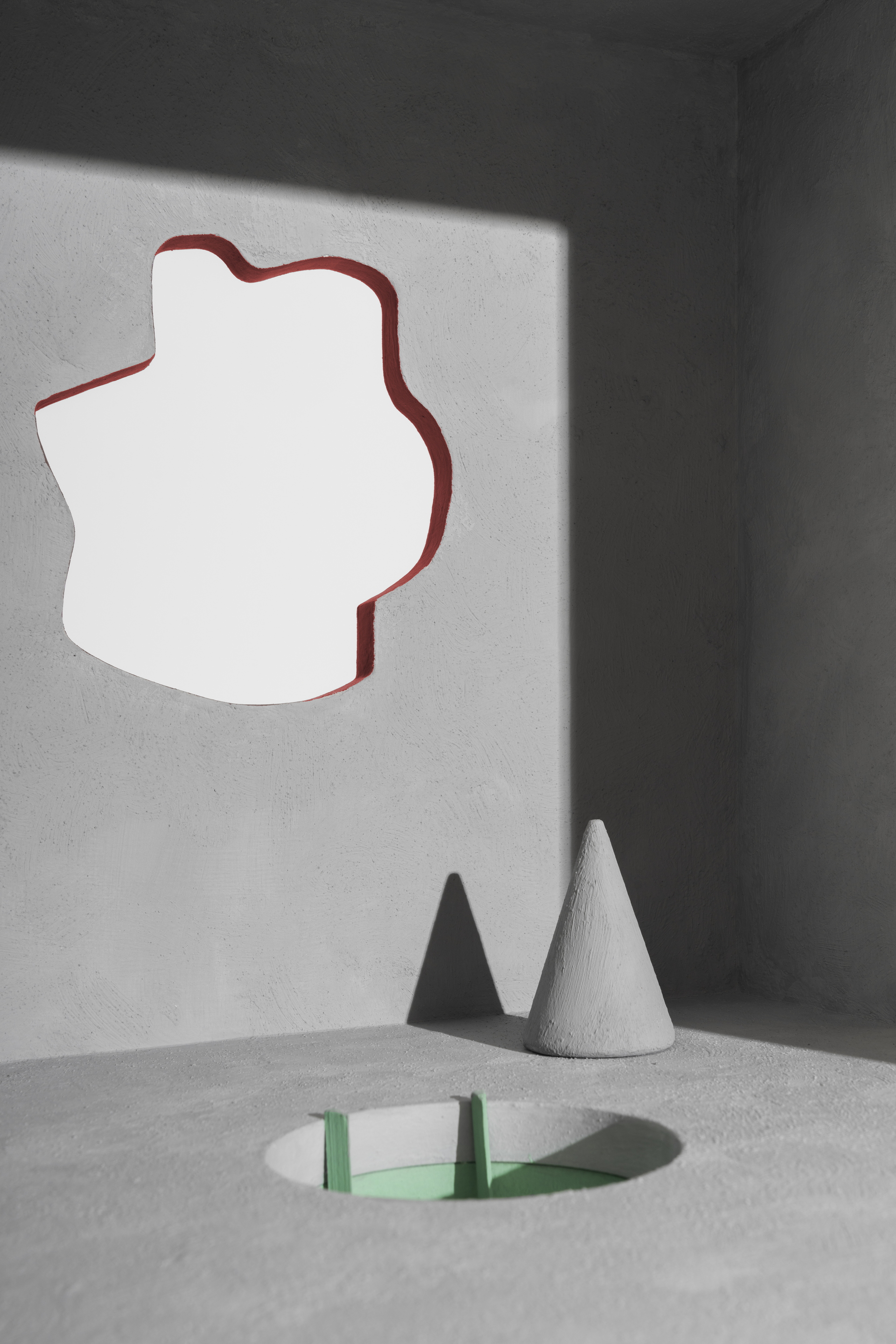 MATTEOBRIONI SkinClay powder paint applied to the surfaces of the Doll's house model designed by Studio Irvine. Photography by Delfino Sisto Legnani