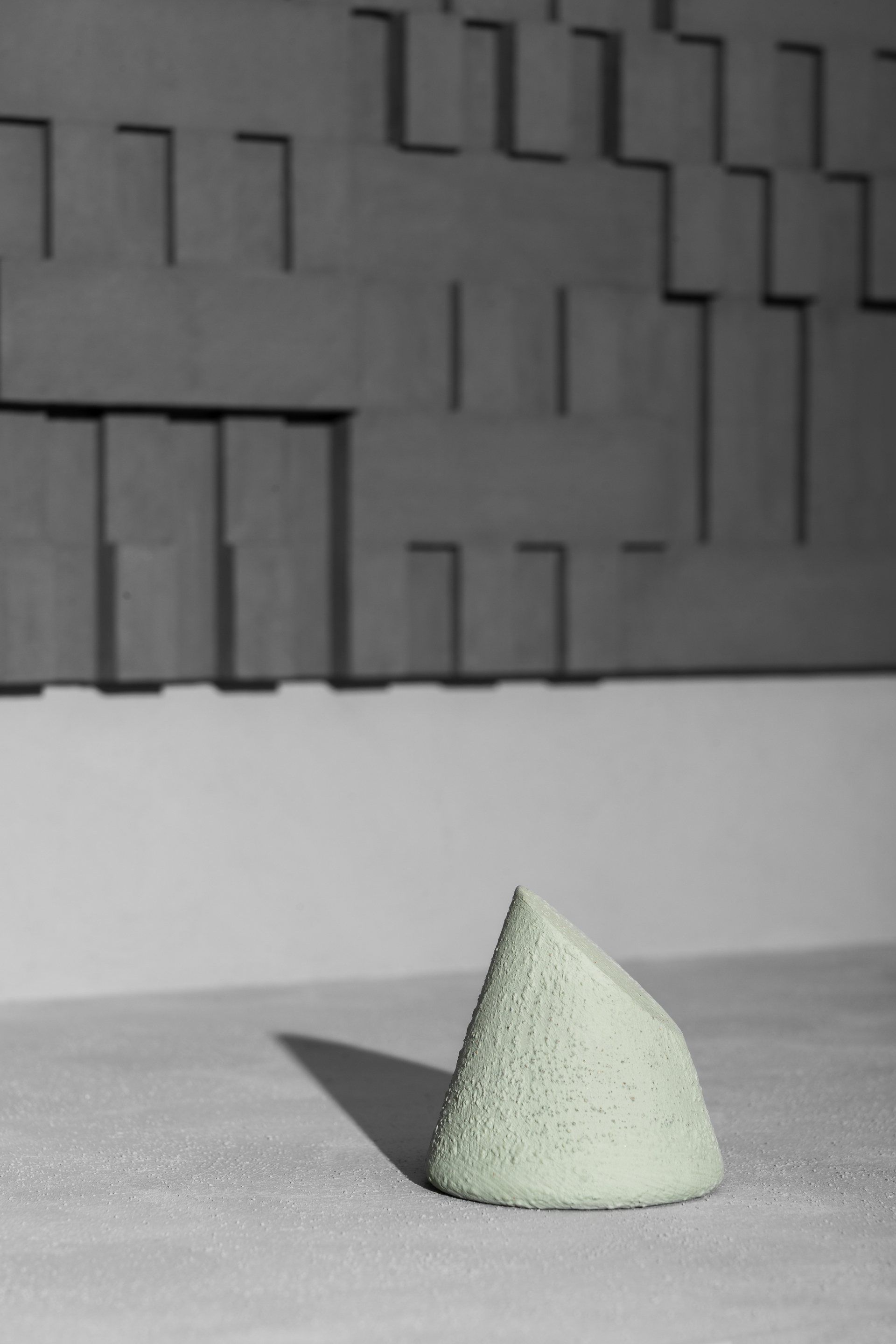 MATTEOBRIONI SkinClay powder paint applied to the surfaces of the Doll's house model designed by Studio Irvine. Photography by Delfino Sisto Legnani