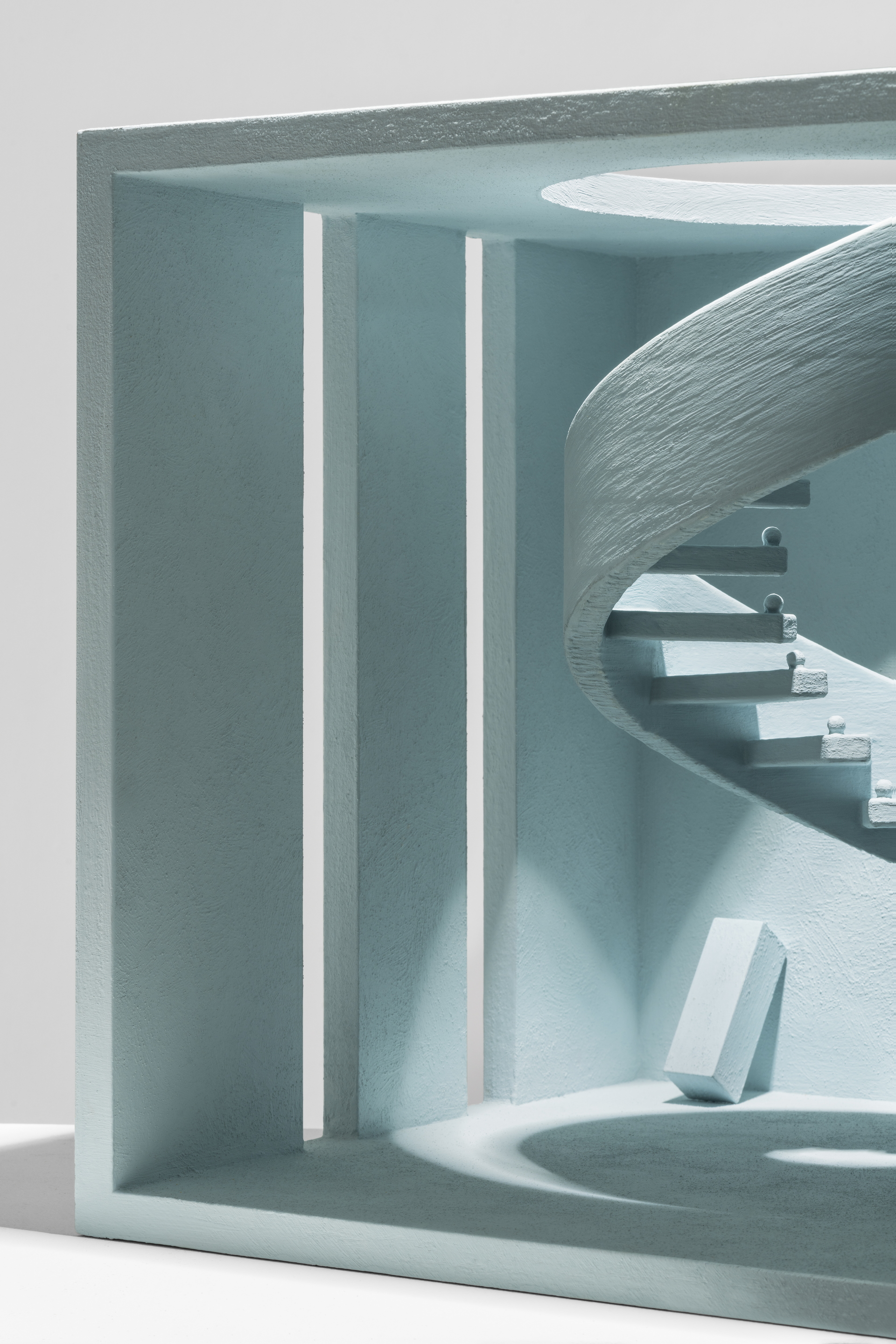 MATTEOBRIONI SkinClay powder paint applied to the surfaces of the Doll's house model designed by Studio Irvine. Photography by Delfino Sisto Legnani