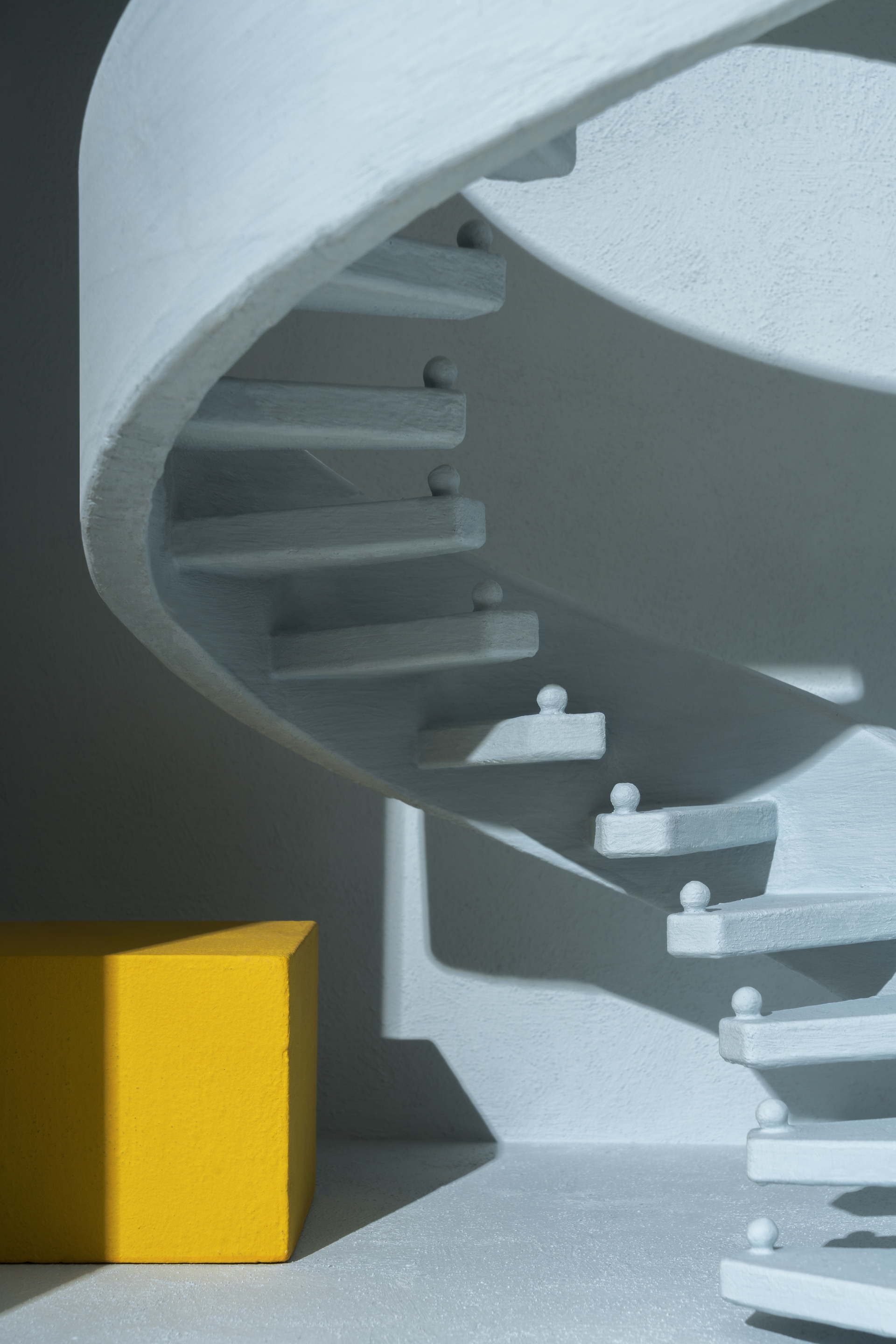 MATTEOBRIONI SkinClay powder paint applied to the surfaces of the Doll's house model designed by Studio Irvine. Photography by Delfino Sisto Legnani