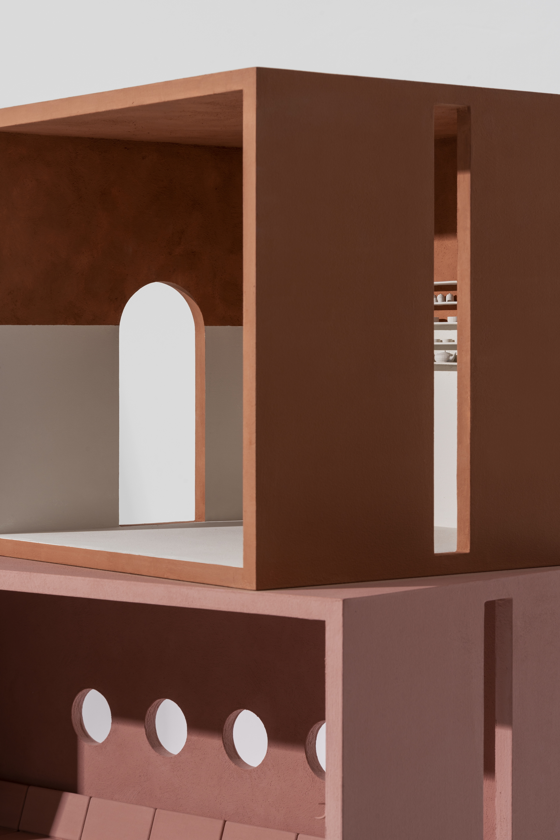 MATTEOBRIONI SkinClay powder paint applied to the surfaces of the Doll's house model designed by Studio Irvine. Photography by Delfino Sisto Legnani