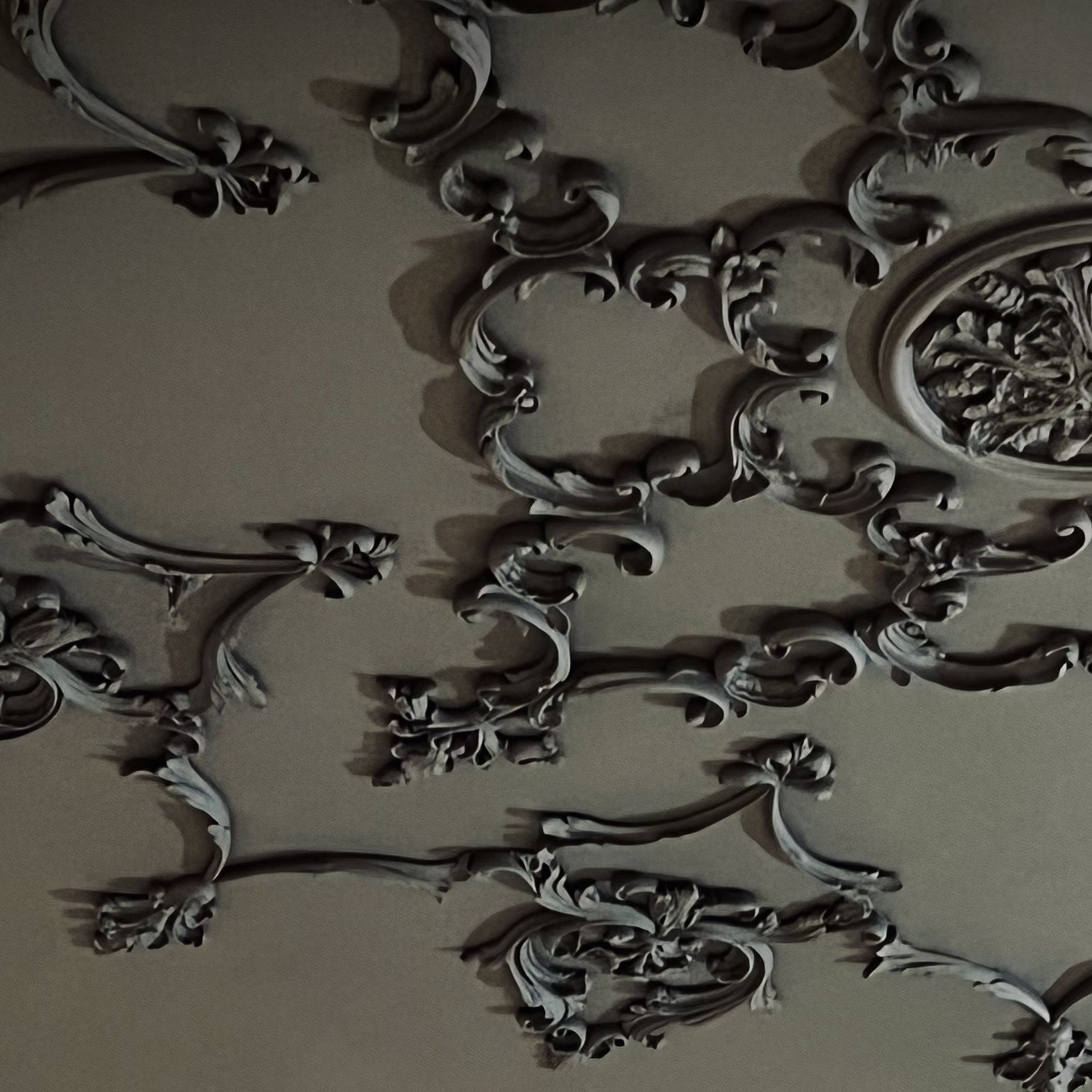 Wide selection of clay finishes in multiple colours applied to walls, floors, displays and panelling of the new MATTEOBRIONI flagship store in the CIMEN centre of Shanghai designed by UD Studio. Photography: courtesy of GEECASA